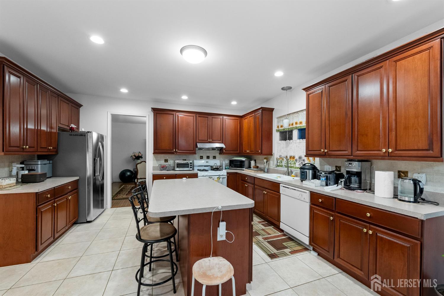 9 independence Place, South River, NJ, 08882 image 25