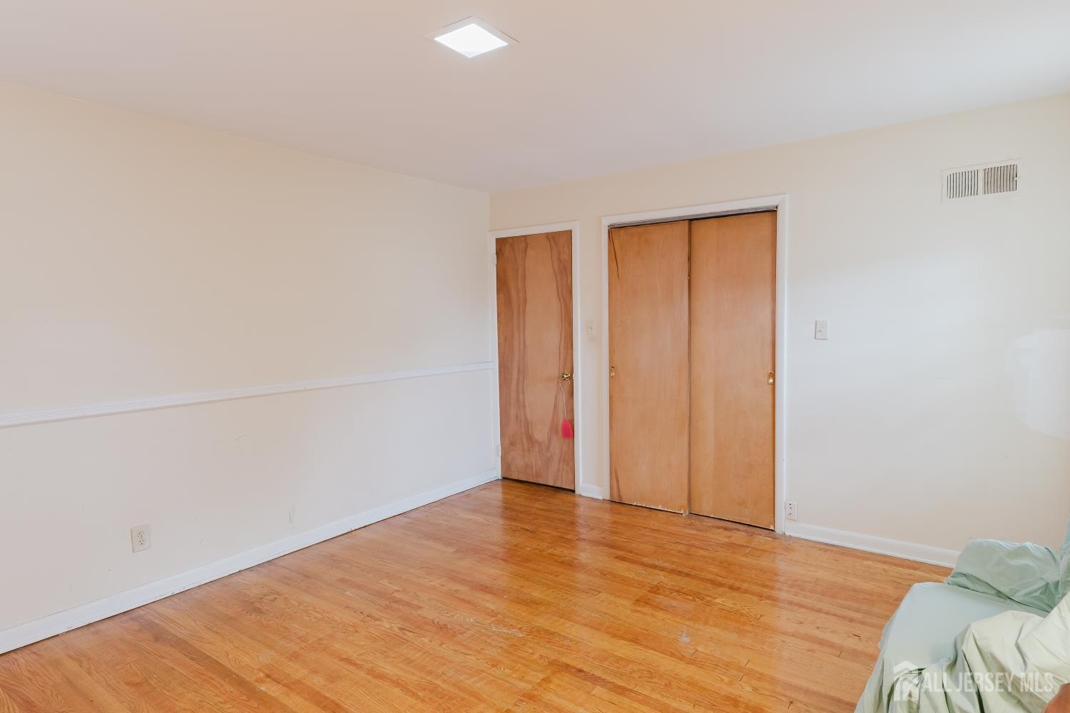 11 Edgeworth Place, New Brunswick, NJ, 08901 image 19