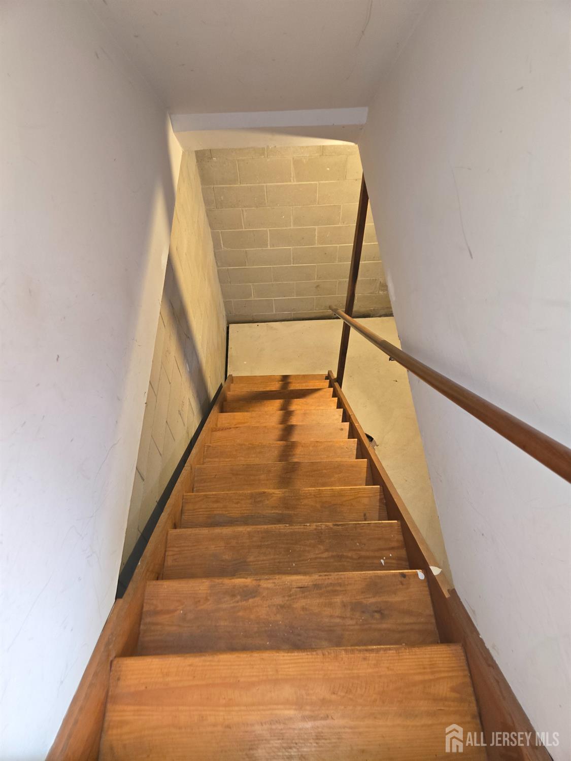 975-A & B Bergen Avenue, North Brunswick, NJ, 08902 image 25