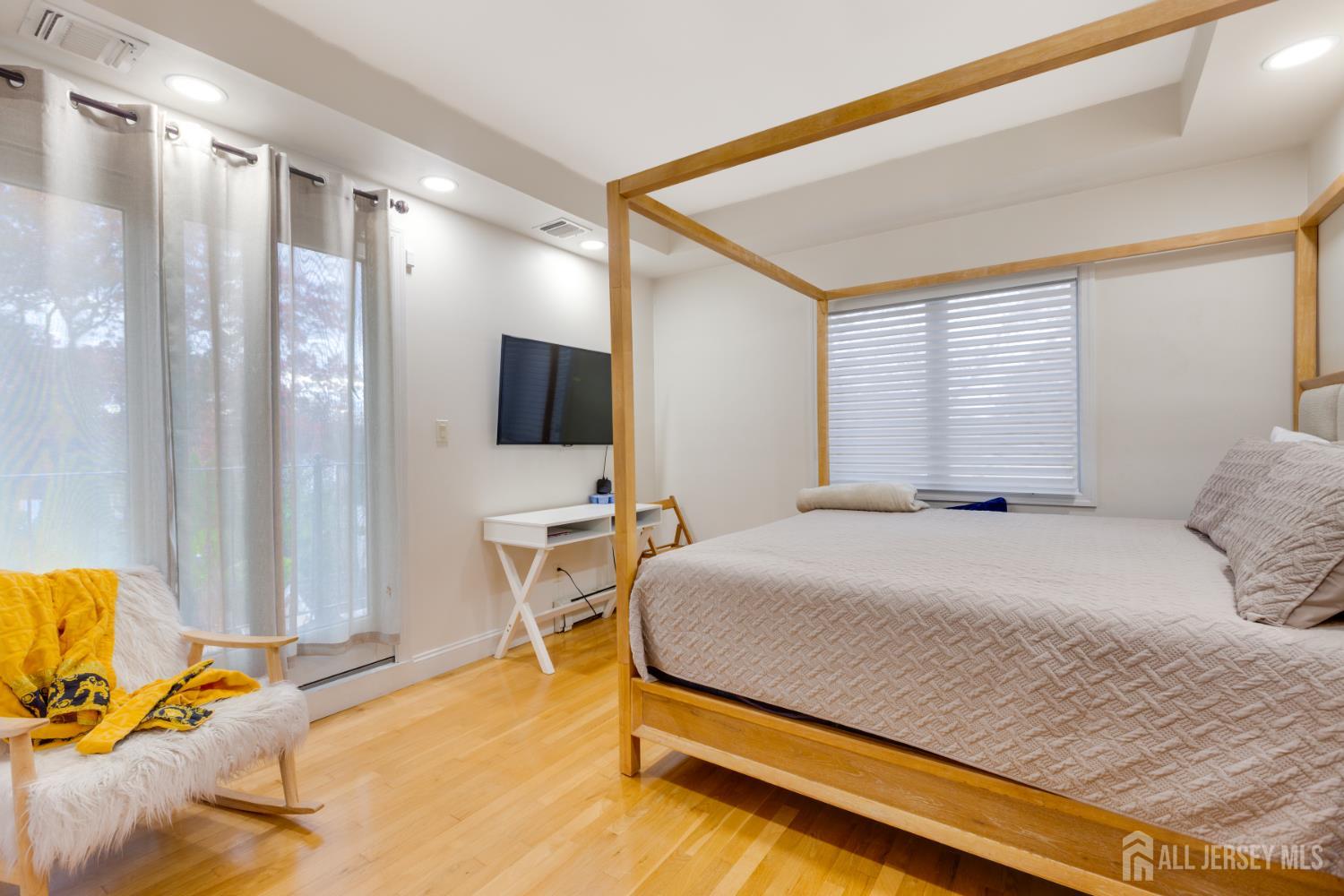 6 Milton Avenue, East Brunswick, NJ, 08816 image 7