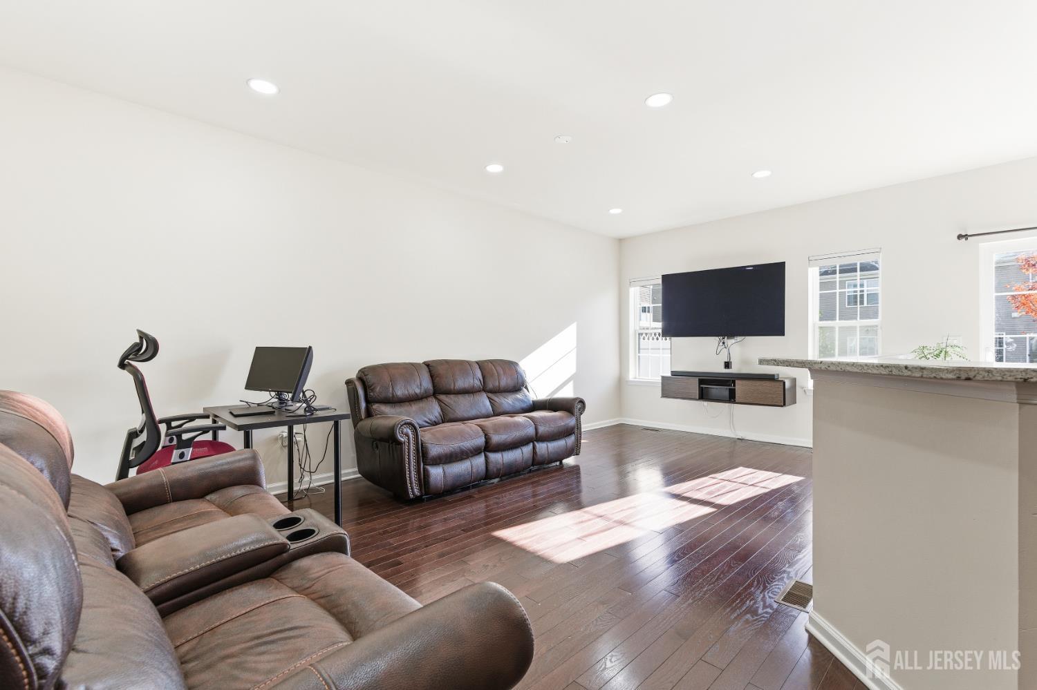 4 Micali Way, South Plainfield, NJ, 07080 image 8