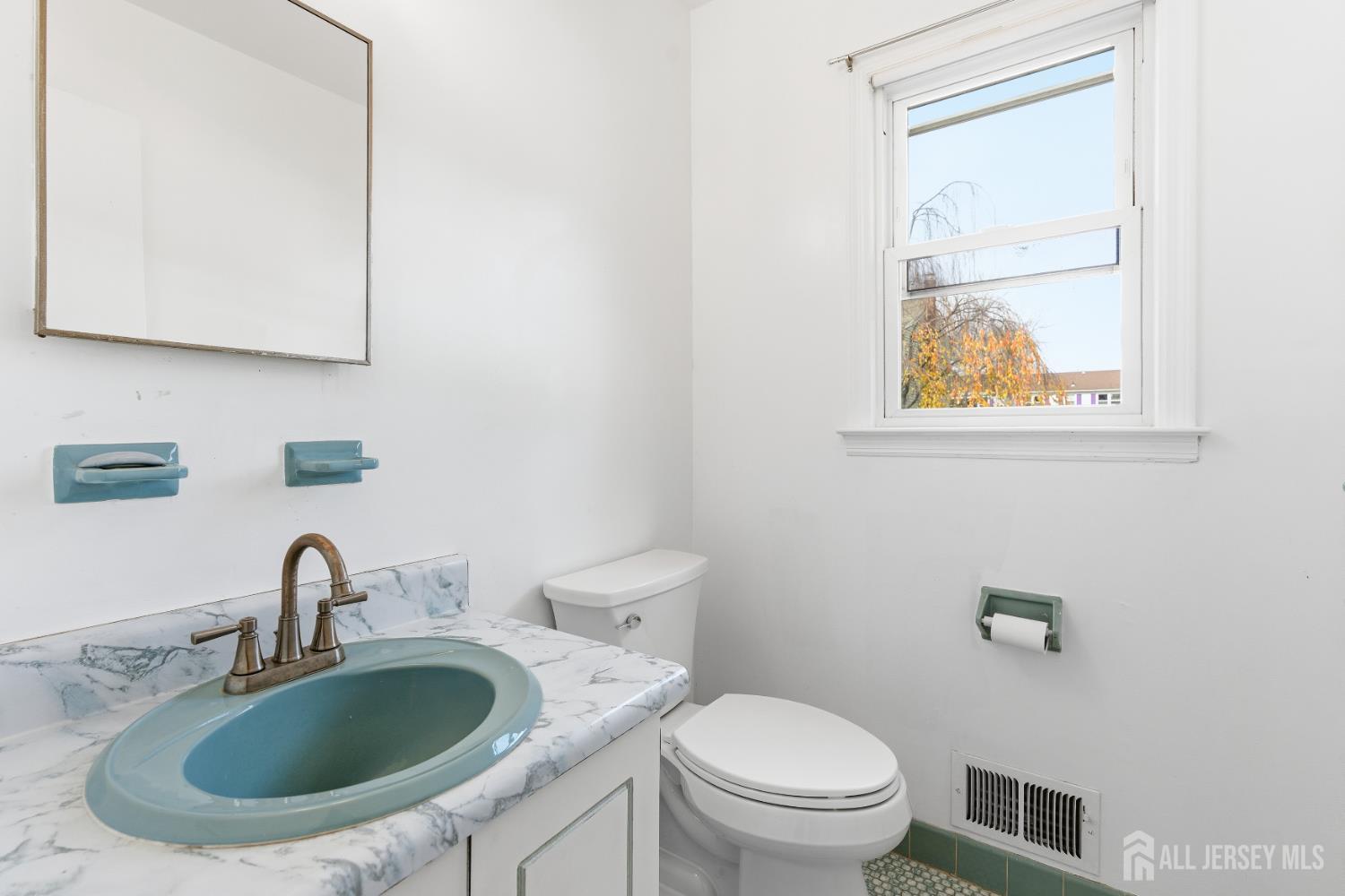 7 Oberlin Court, Edison, NJ, 08820 image 18