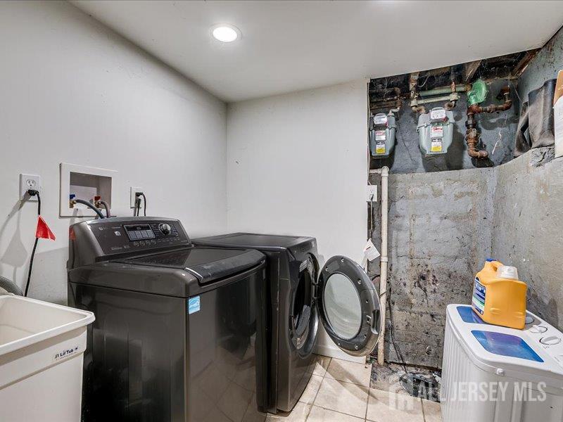 588 Charles Street, Perth Amboy, NJ, 08861 image 33