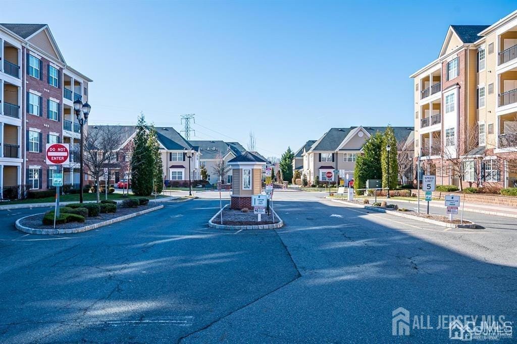 524 Doral Court Image 4