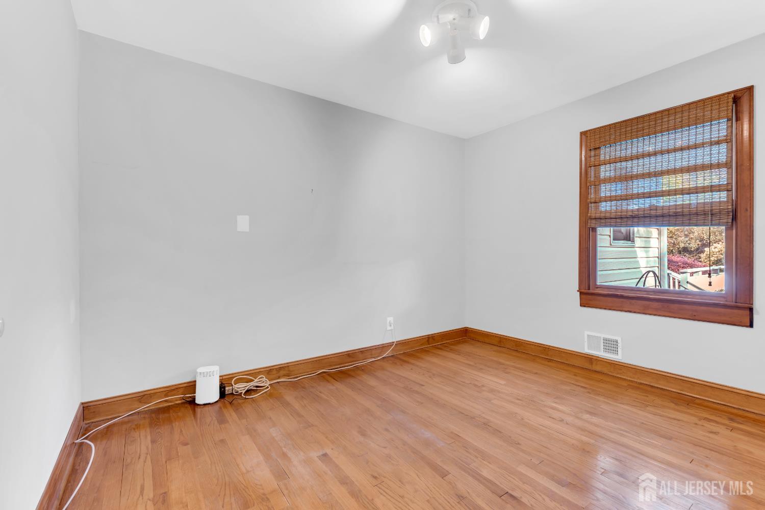 34 Roosevelt Avenue, East Brunswick, NJ, 08816 image 26