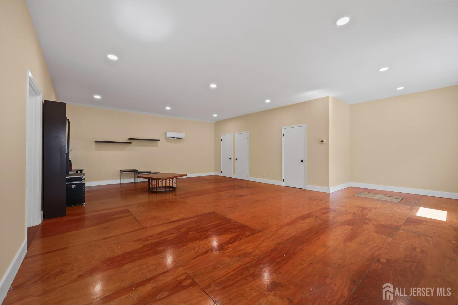 7 Lake Avenue, Helmetta, NJ, 08828 image 19