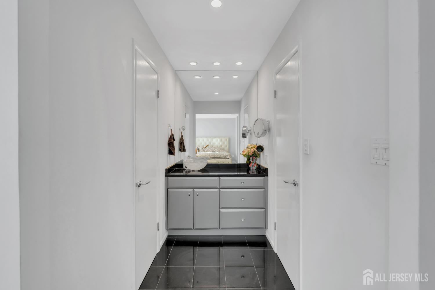 4 Canadian Woods Road, Marlboro, NJ, 07746 image 27