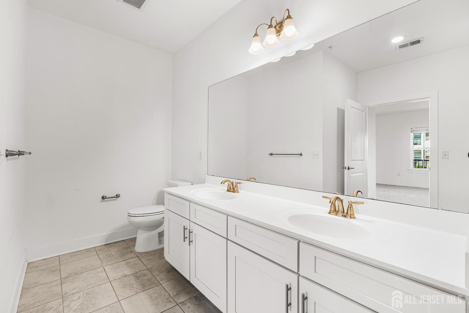 714 Stiller Lane, Monroe, NJ, 08831 image 22