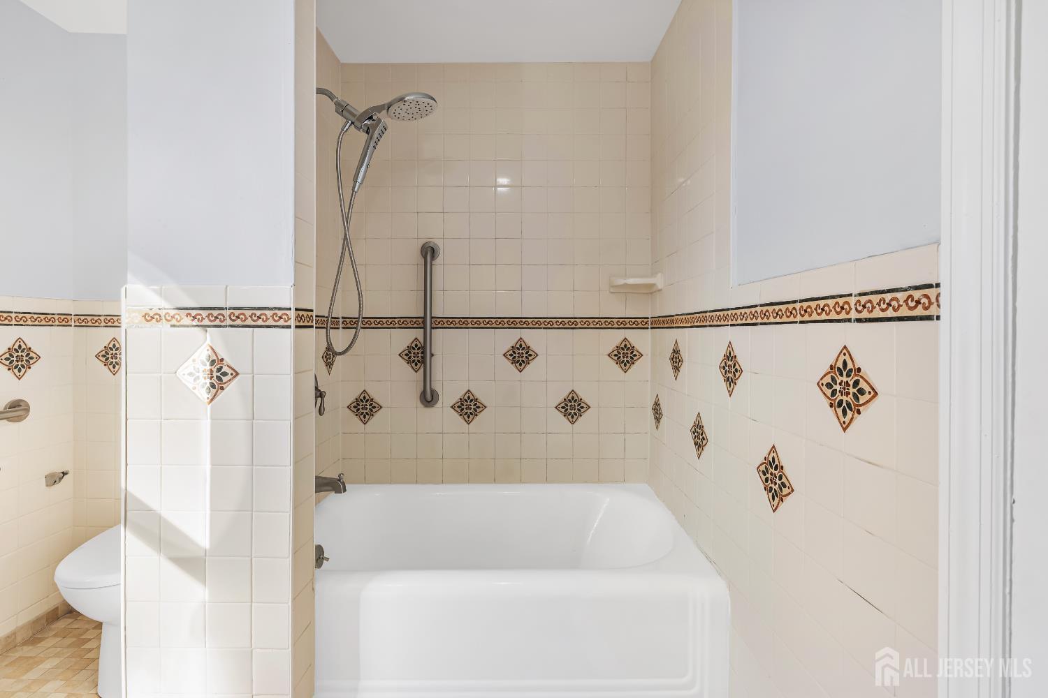 21 Henry Street, Freehold, NJ, 07728 image 39