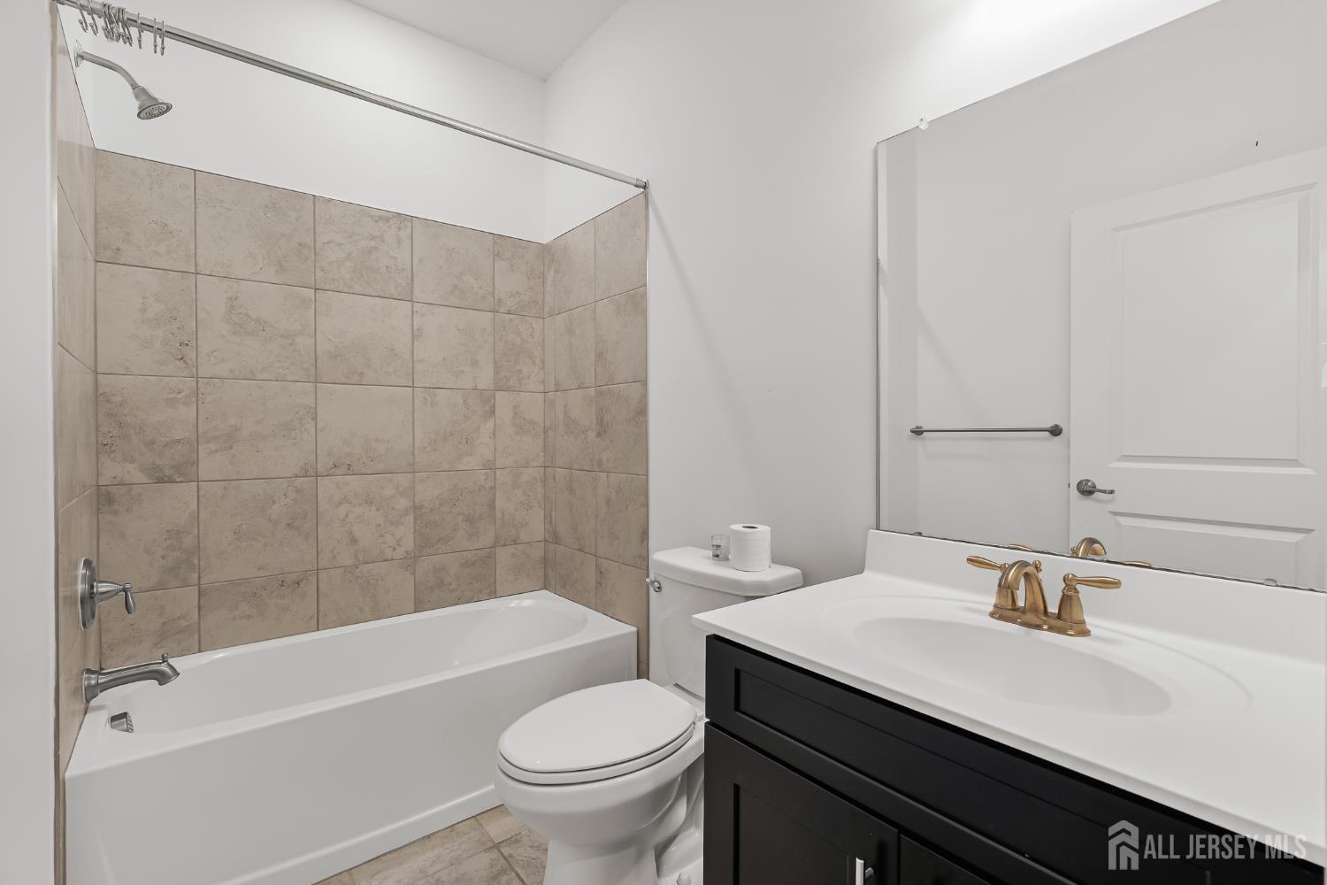 718 Stiller Lane, Monroe, NJ, 08831 image 22