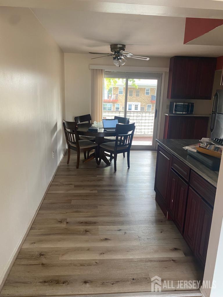 182 Evergreen Road 1B Image 2