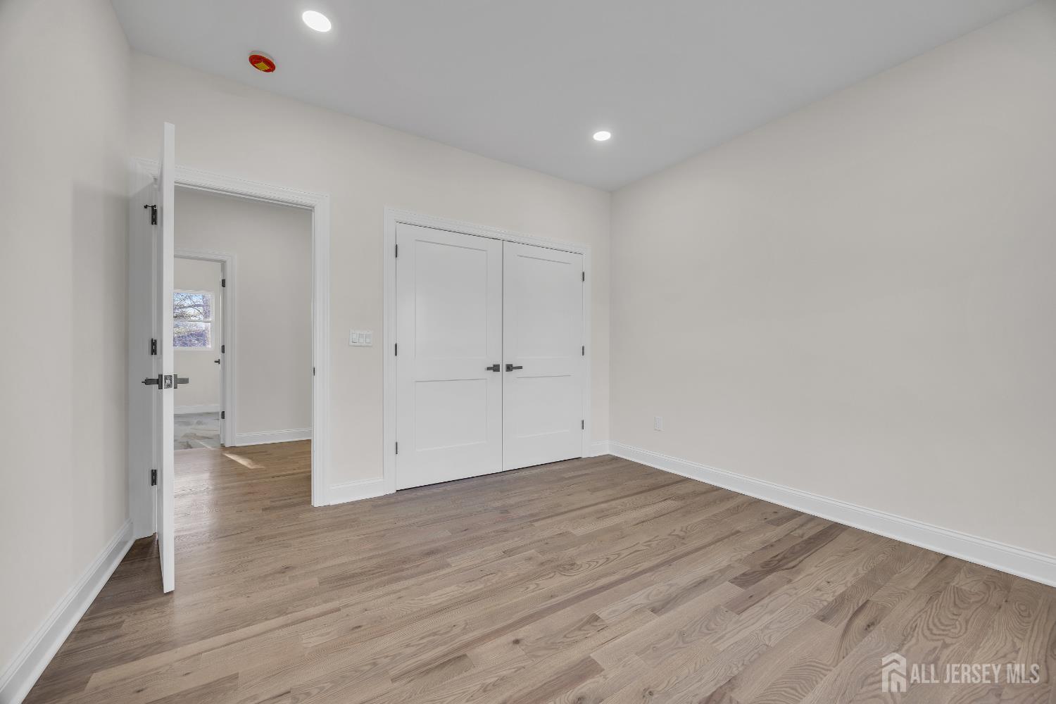 265 W Prescott Avenue, Edison, NJ, 08820 image 37