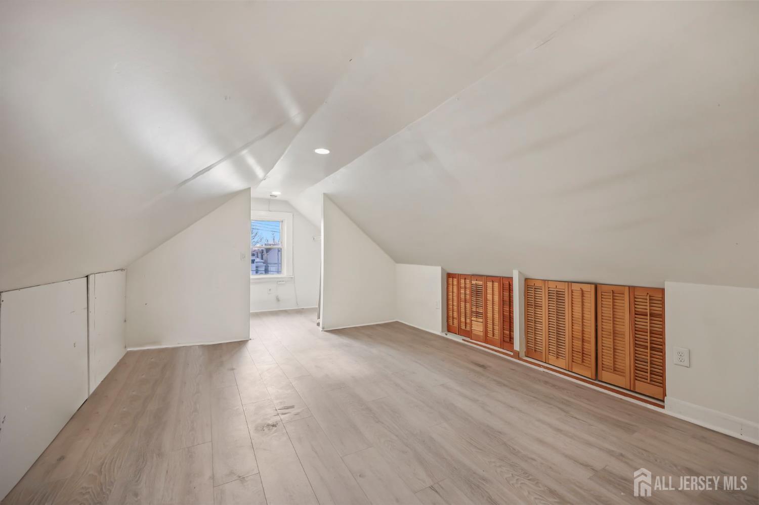 264 Barclay Street, Perth Amboy, NJ, 08861 image 32