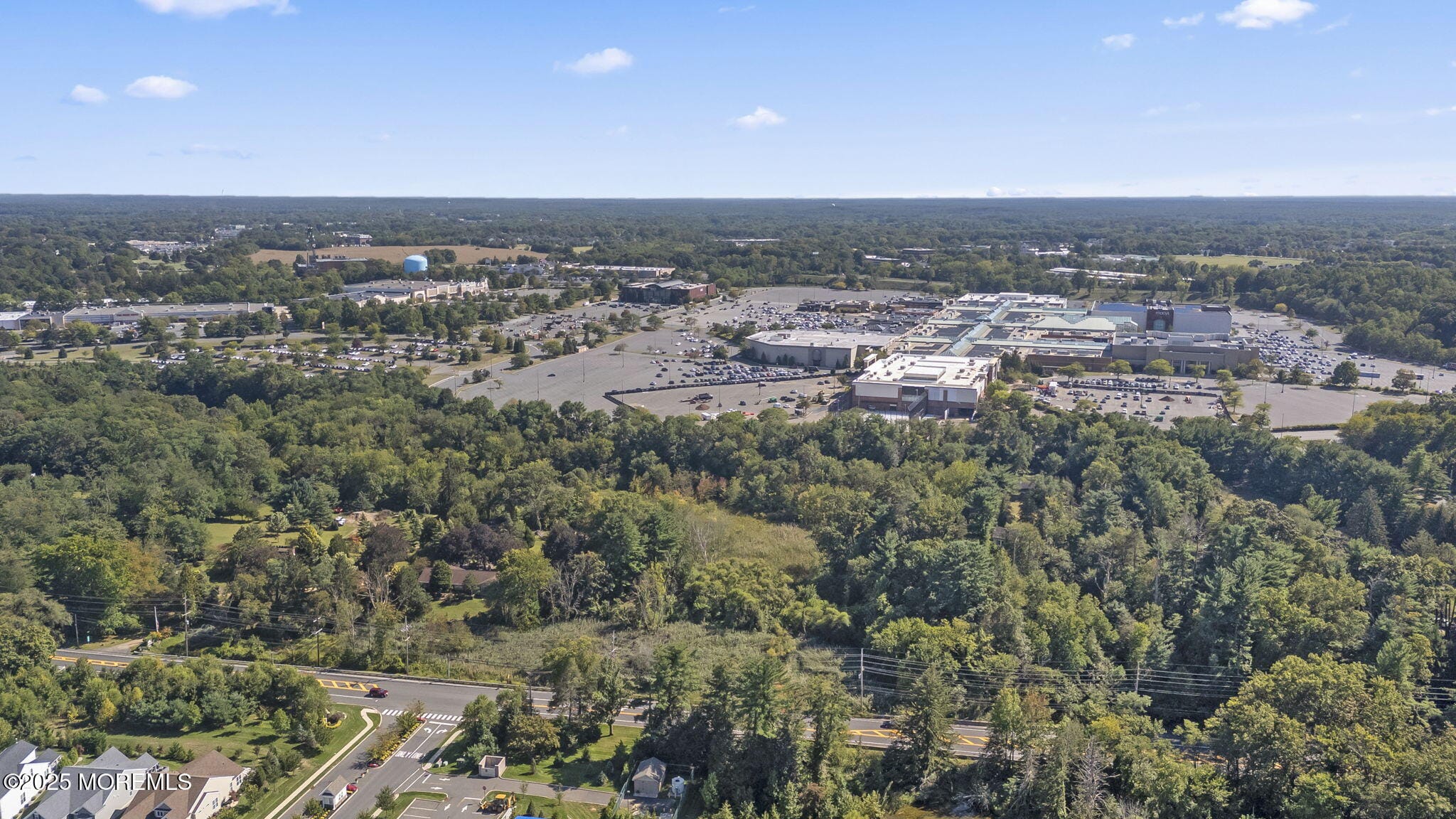 100 Route 33 Image 4