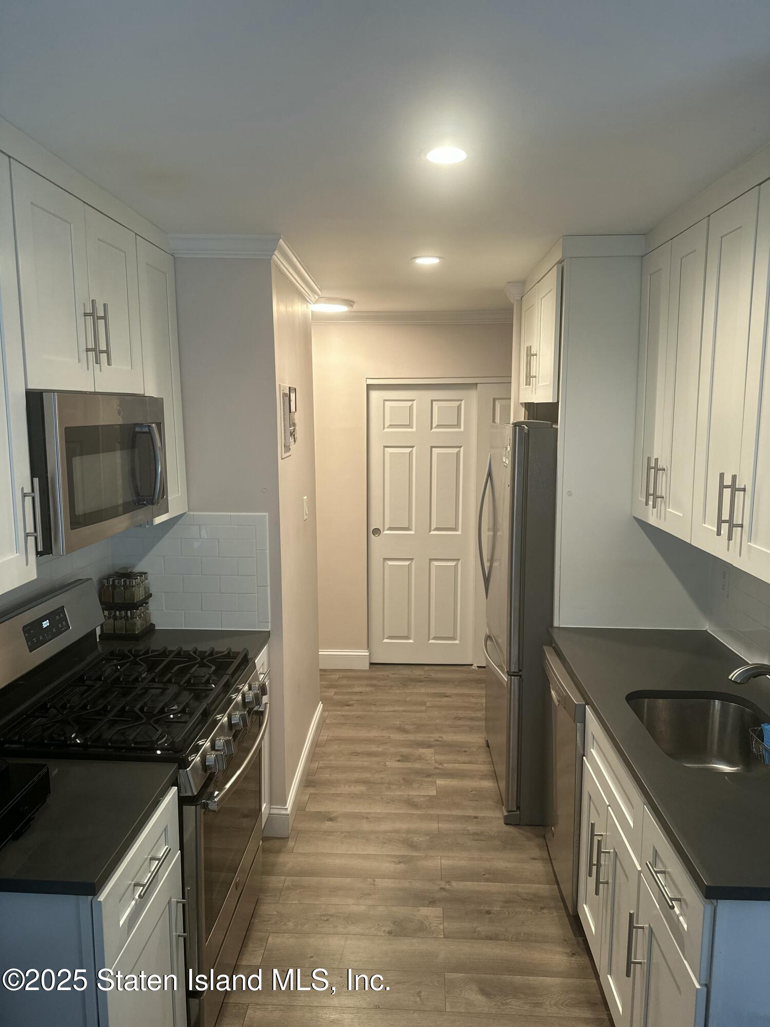 11 Gadsen Place 2g, Staten Island, NY, 10314 image 10