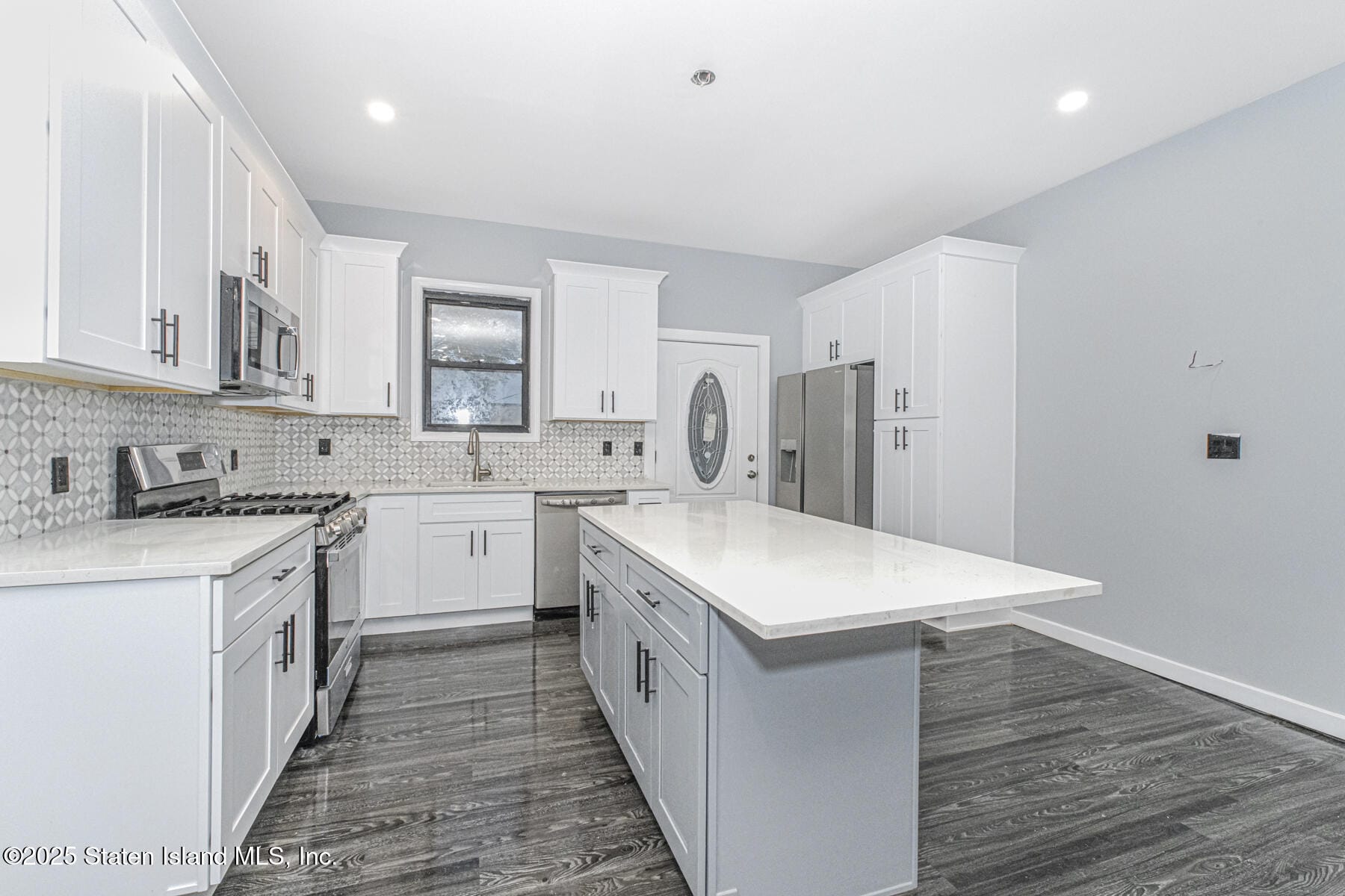 71 Sands Street, Staten Island, NY, 10304 image 32