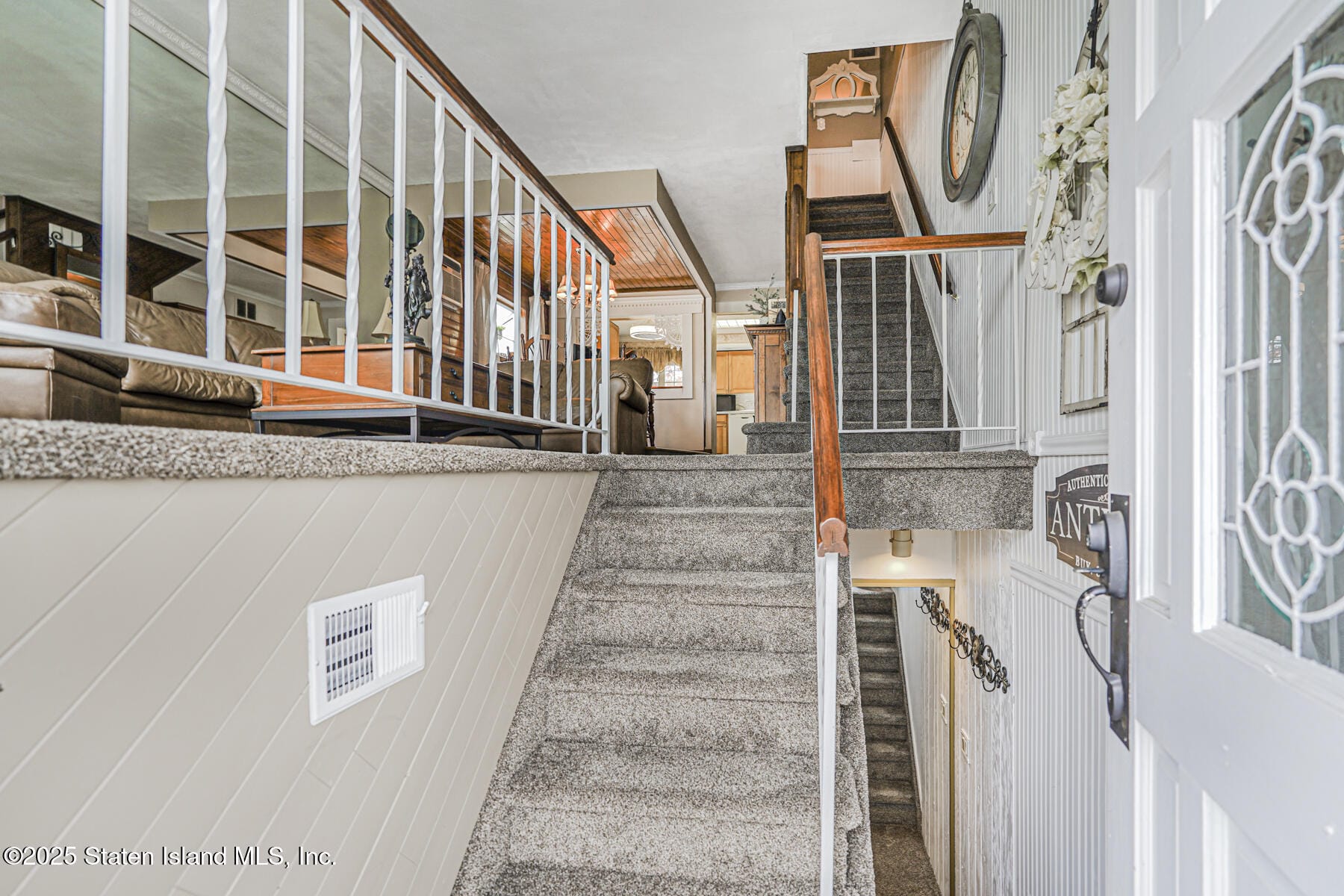 197 Crossfield Avenue Image 2