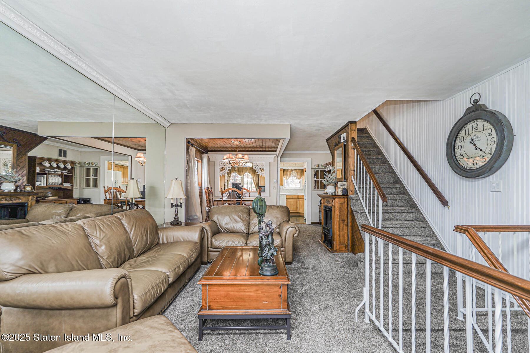 197 Crossfield Avenue Image 3