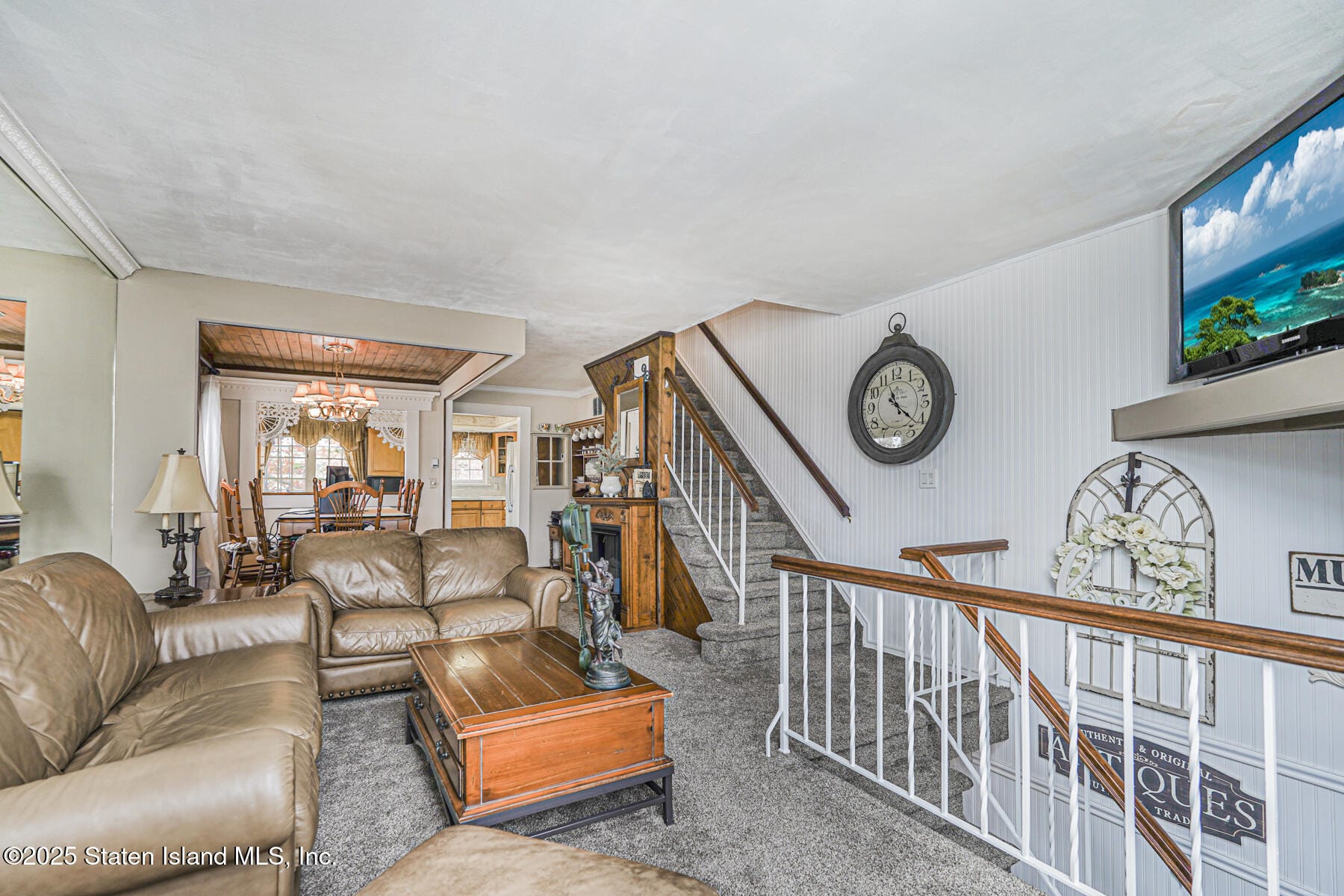 197 Crossfield Avenue Image 4