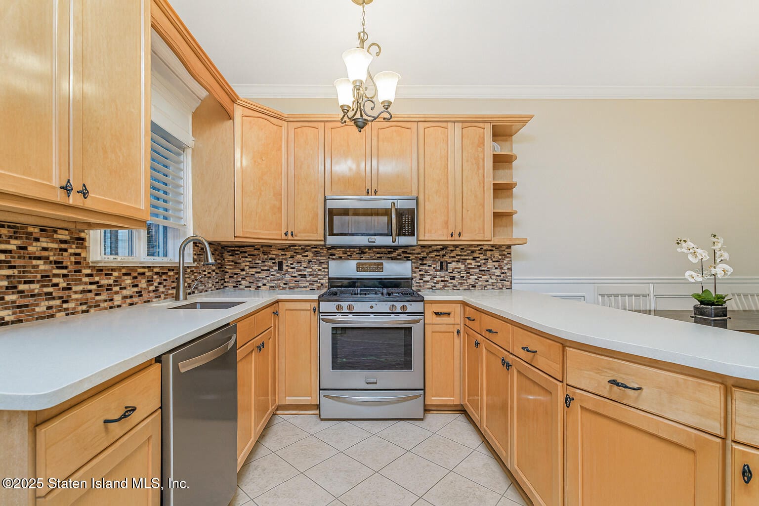 62 Deborah Loop, Staten Island, NY, 10312 image 12