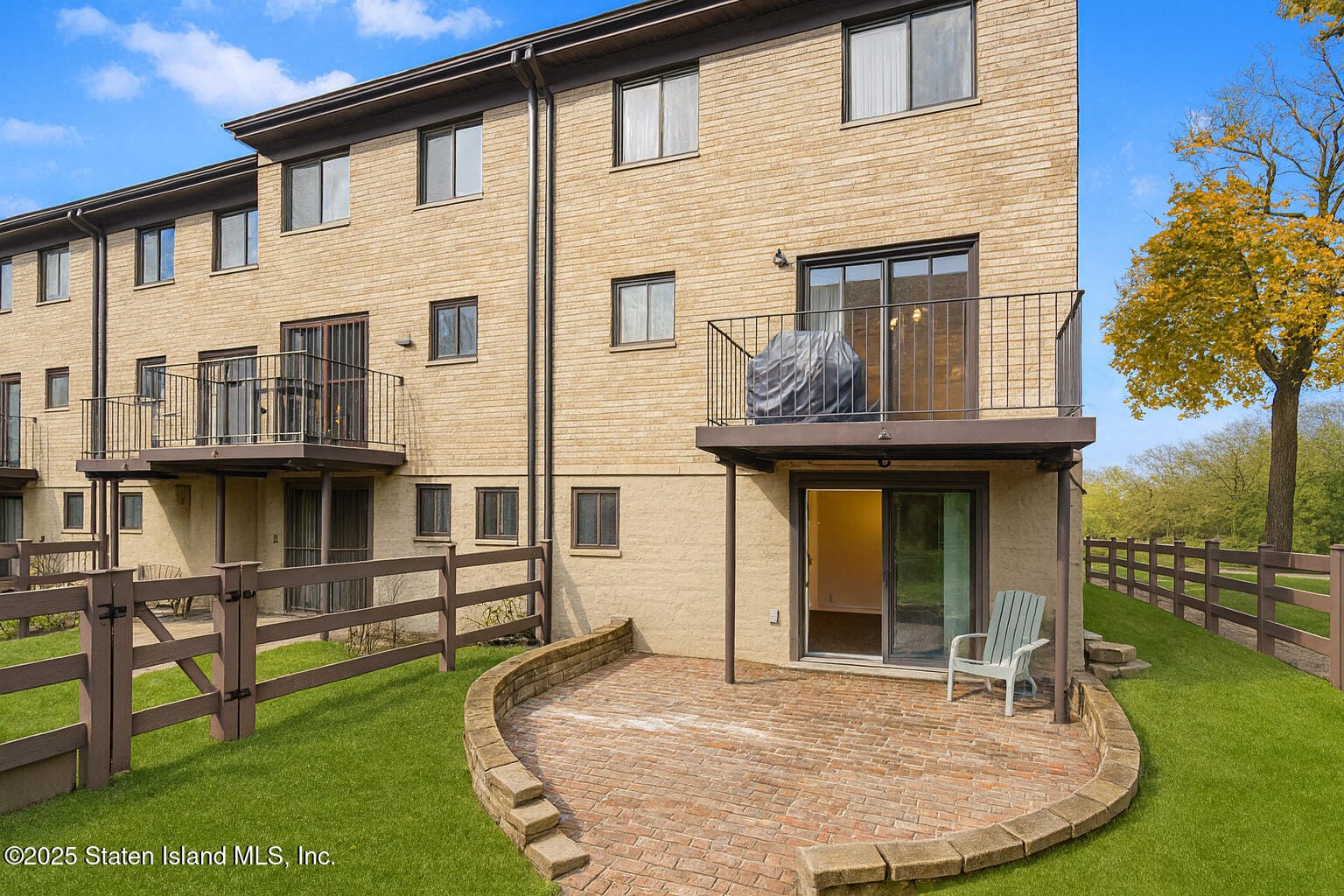 79 Claradon Lane, Staten Island, NY, 10305 image 26