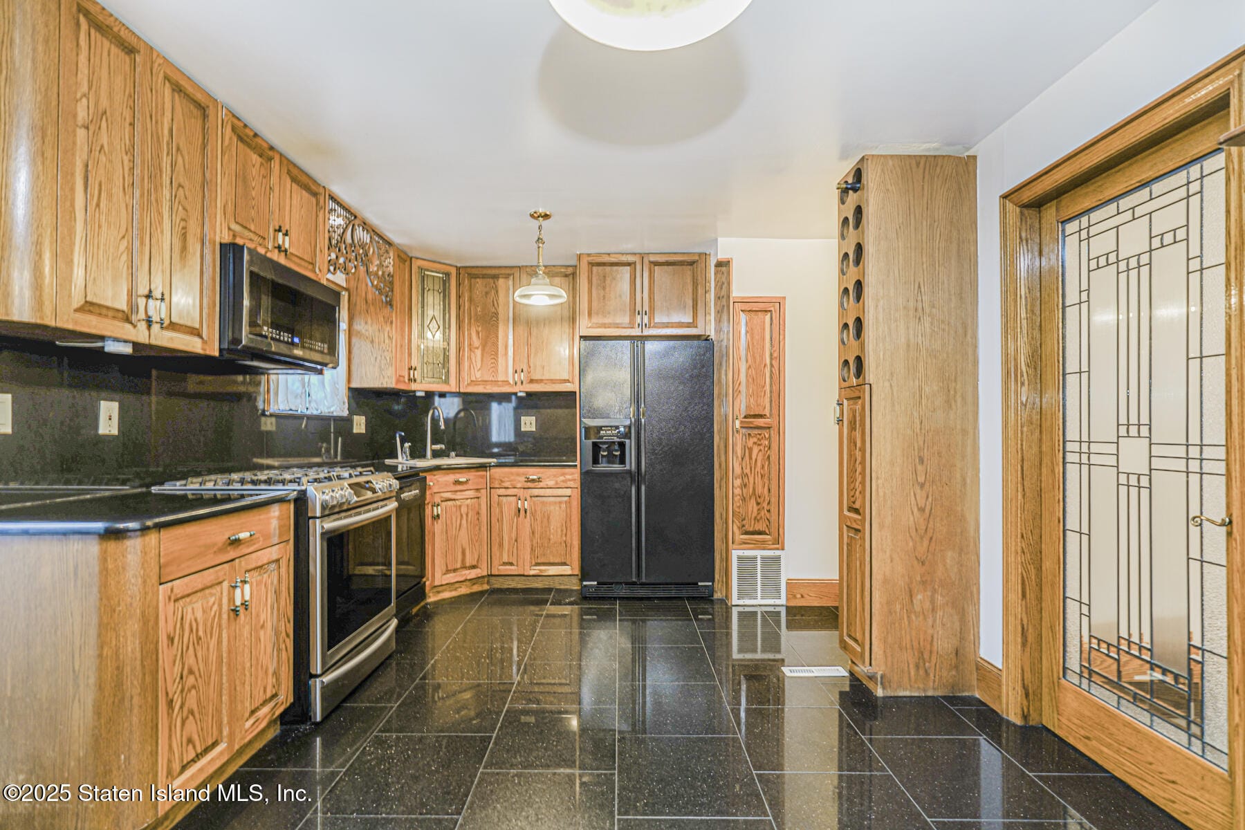 79 Claradon Lane, Staten Island, NY, 10305 image 9