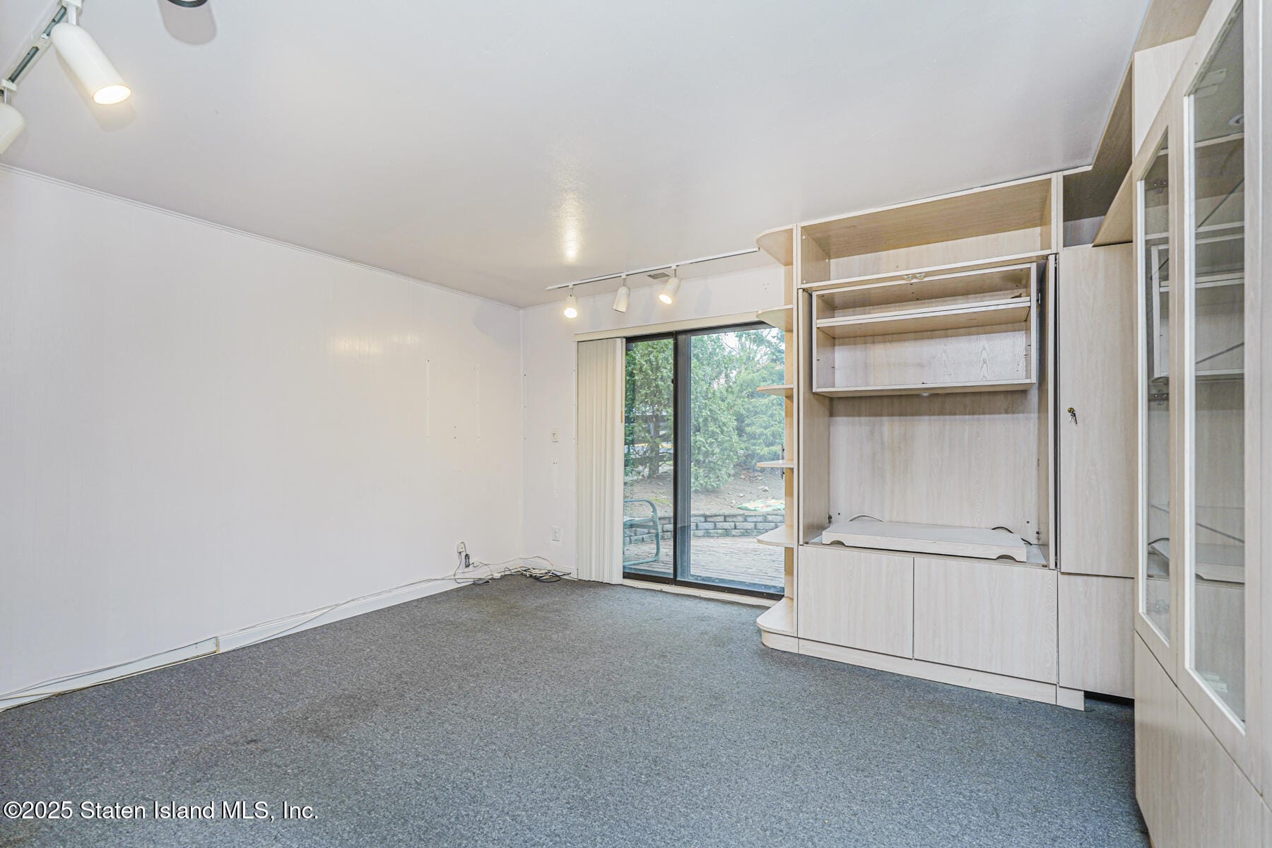 79 Claradon Lane, Staten Island, NY, 10305 image 22