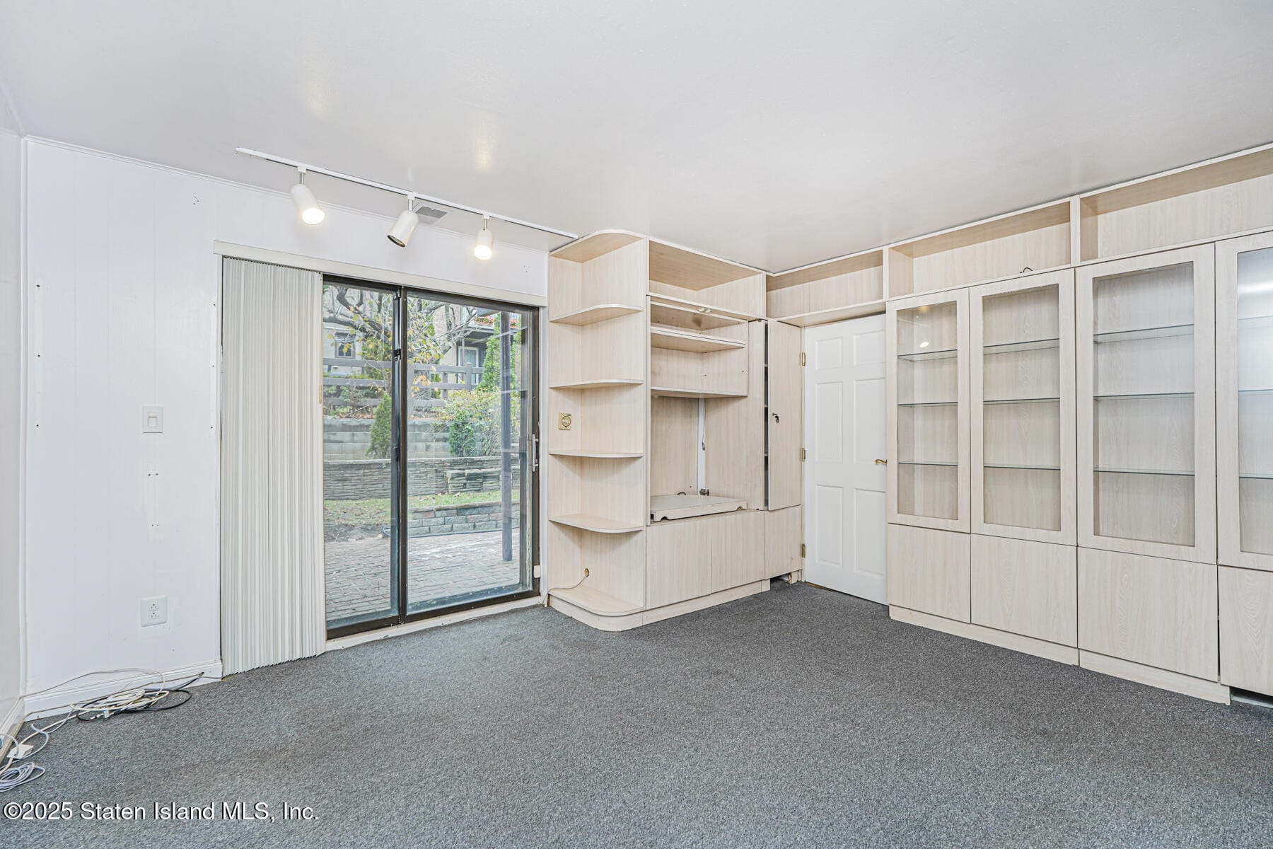 79 Claradon Lane, Staten Island, NY, 10305 image 23