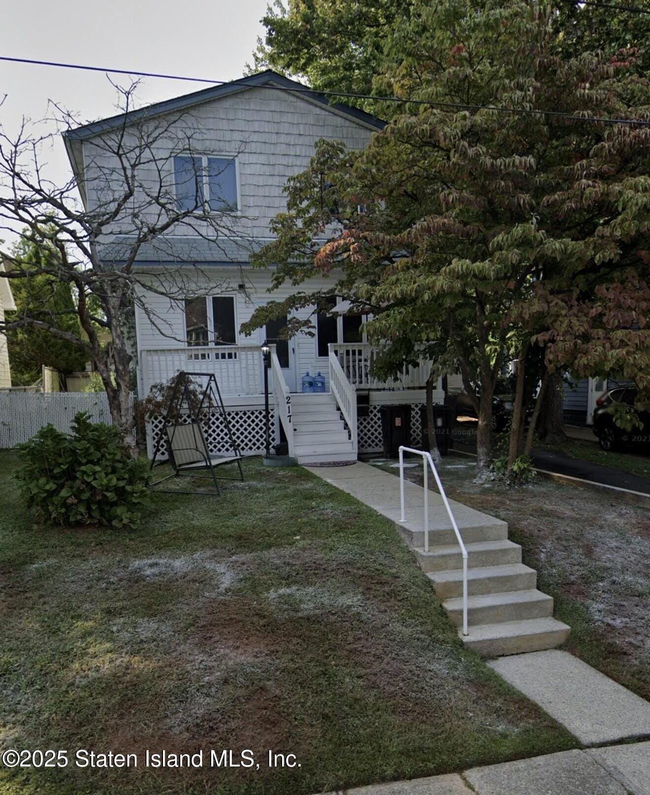 217 Edgegrove Avenue Image 2