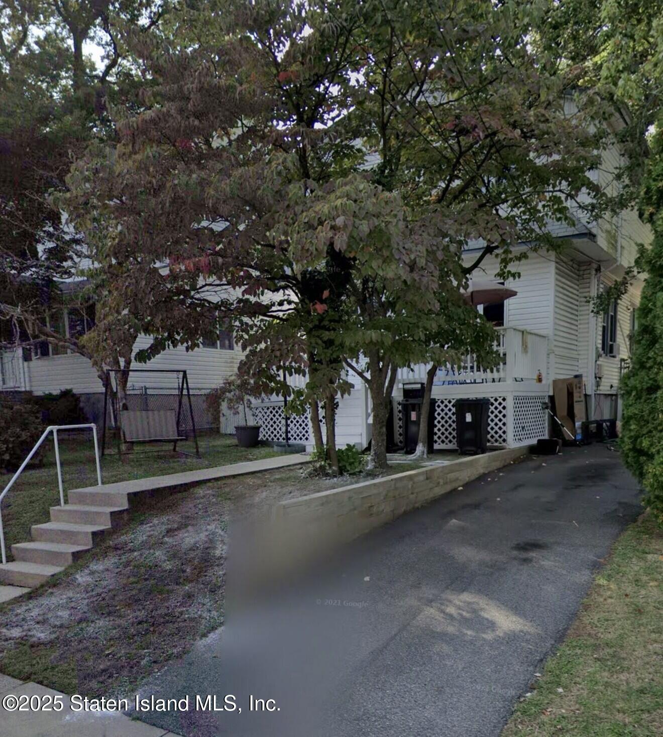 217 Edgegrove Avenue Image 3