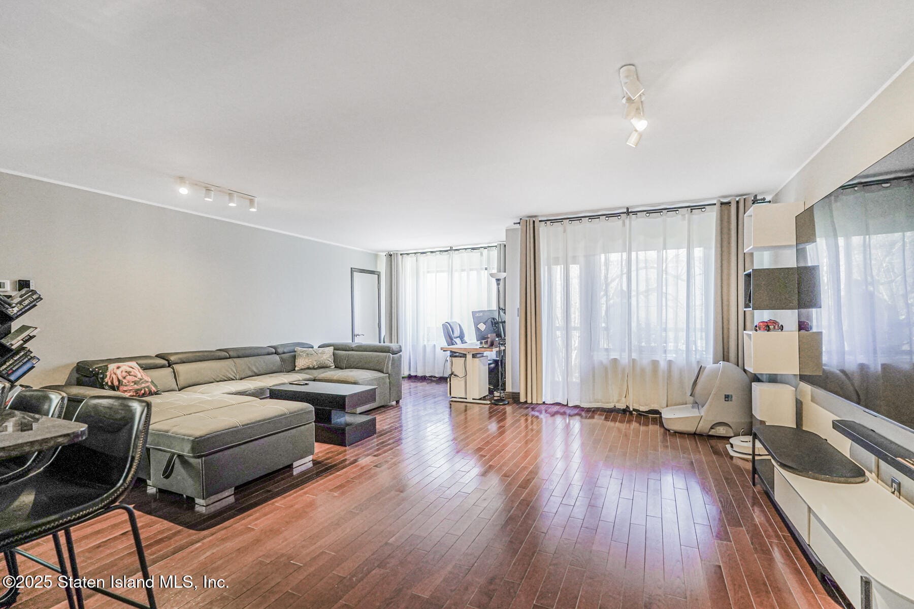 40 Wellington Court 2a Image 3