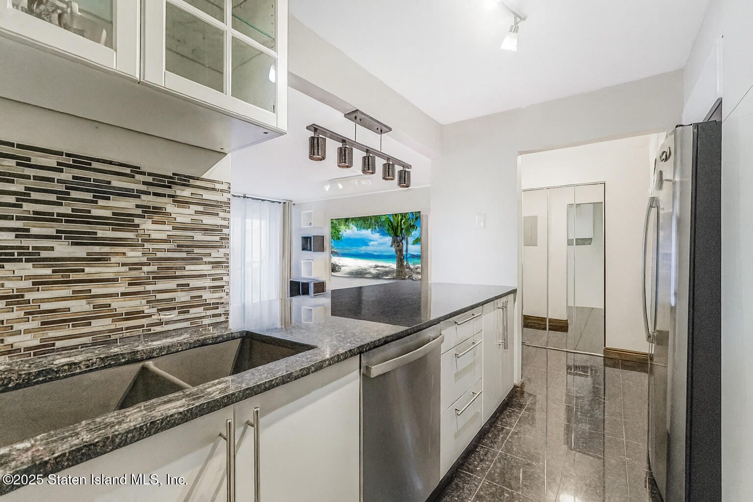 40 Wellington Court 2a Image 4