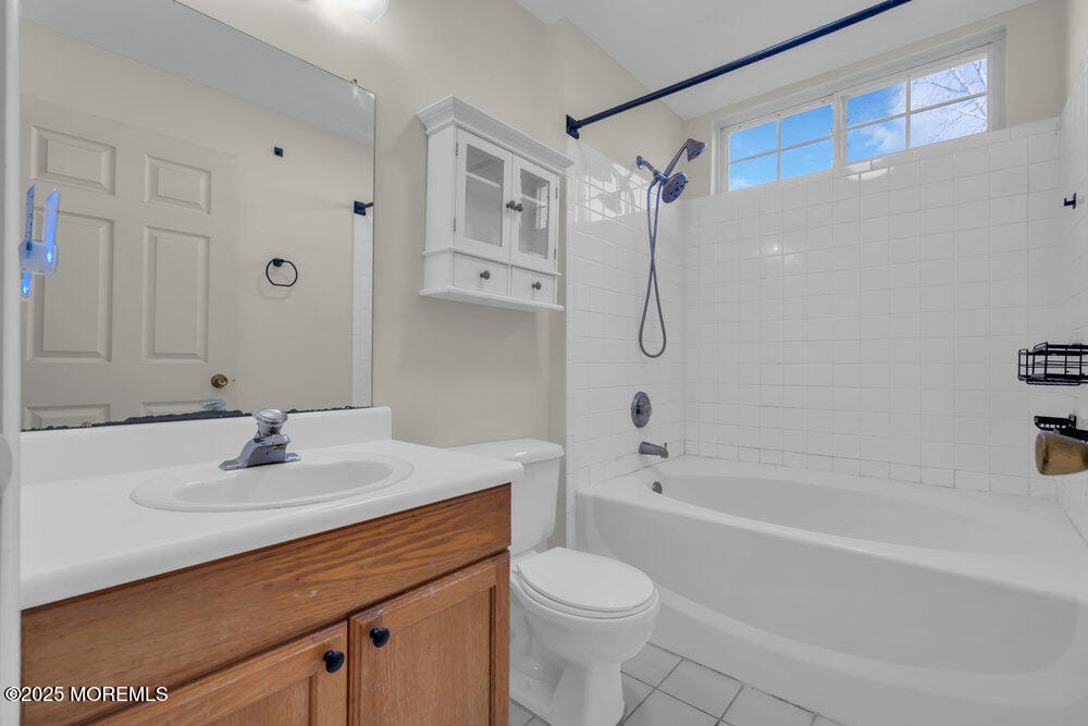 25 Jockey Lane, Tinton Falls, NJ, 07753 image 22