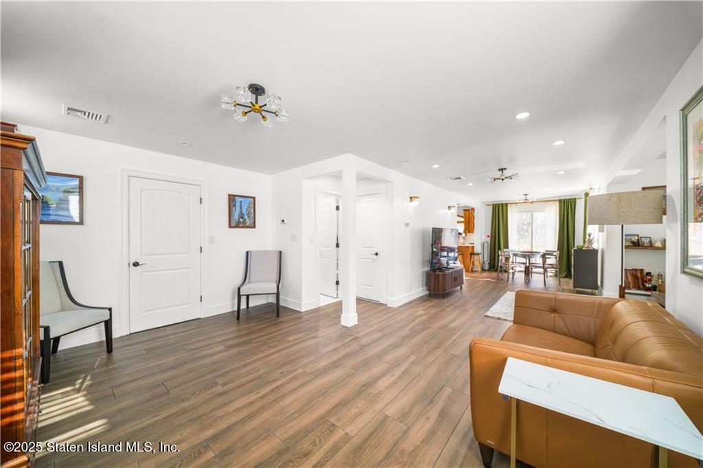 393 St Andrews Road, Staten Island, NY, 10306 image 7