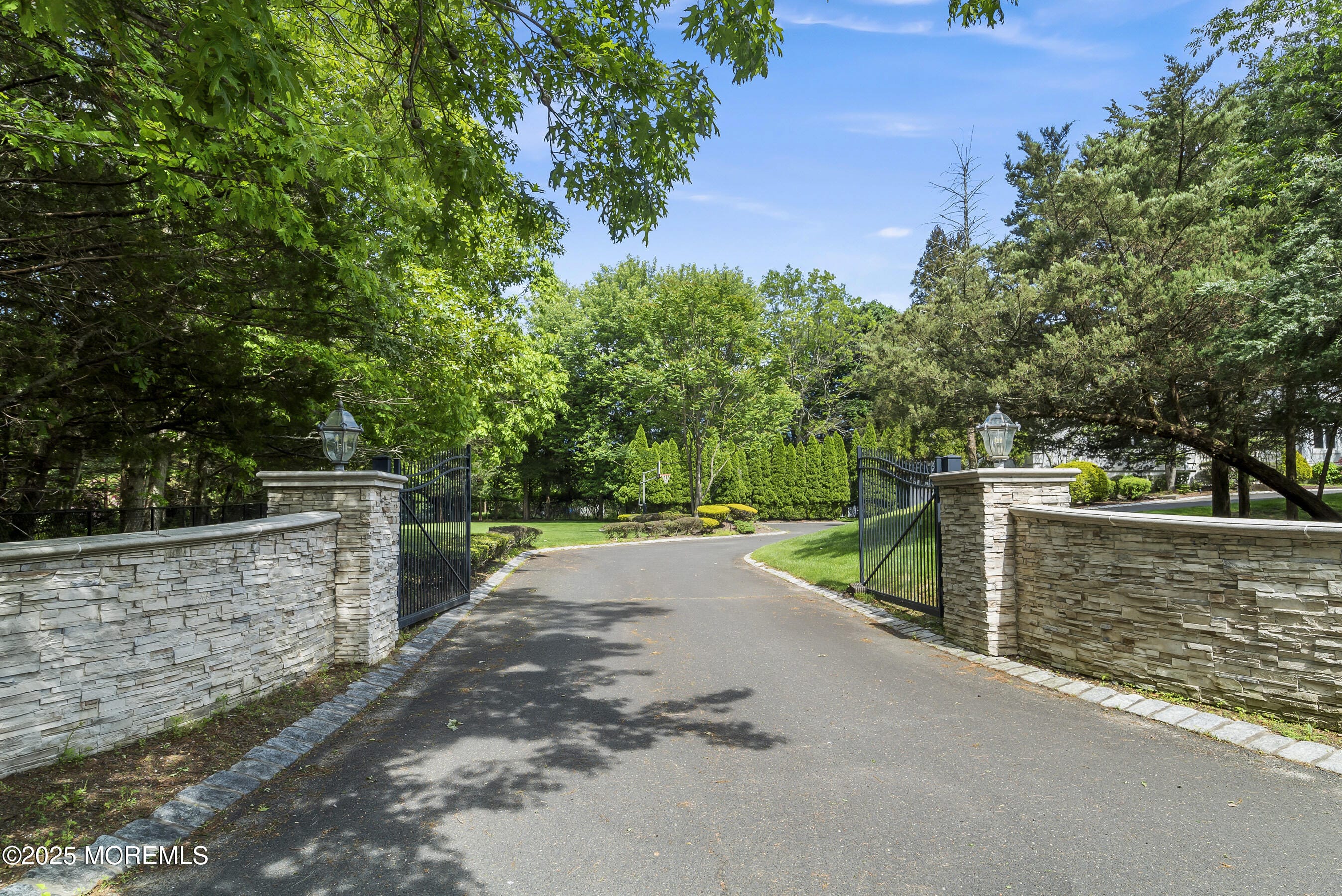 1833 New Hampshire Avenue Image 5