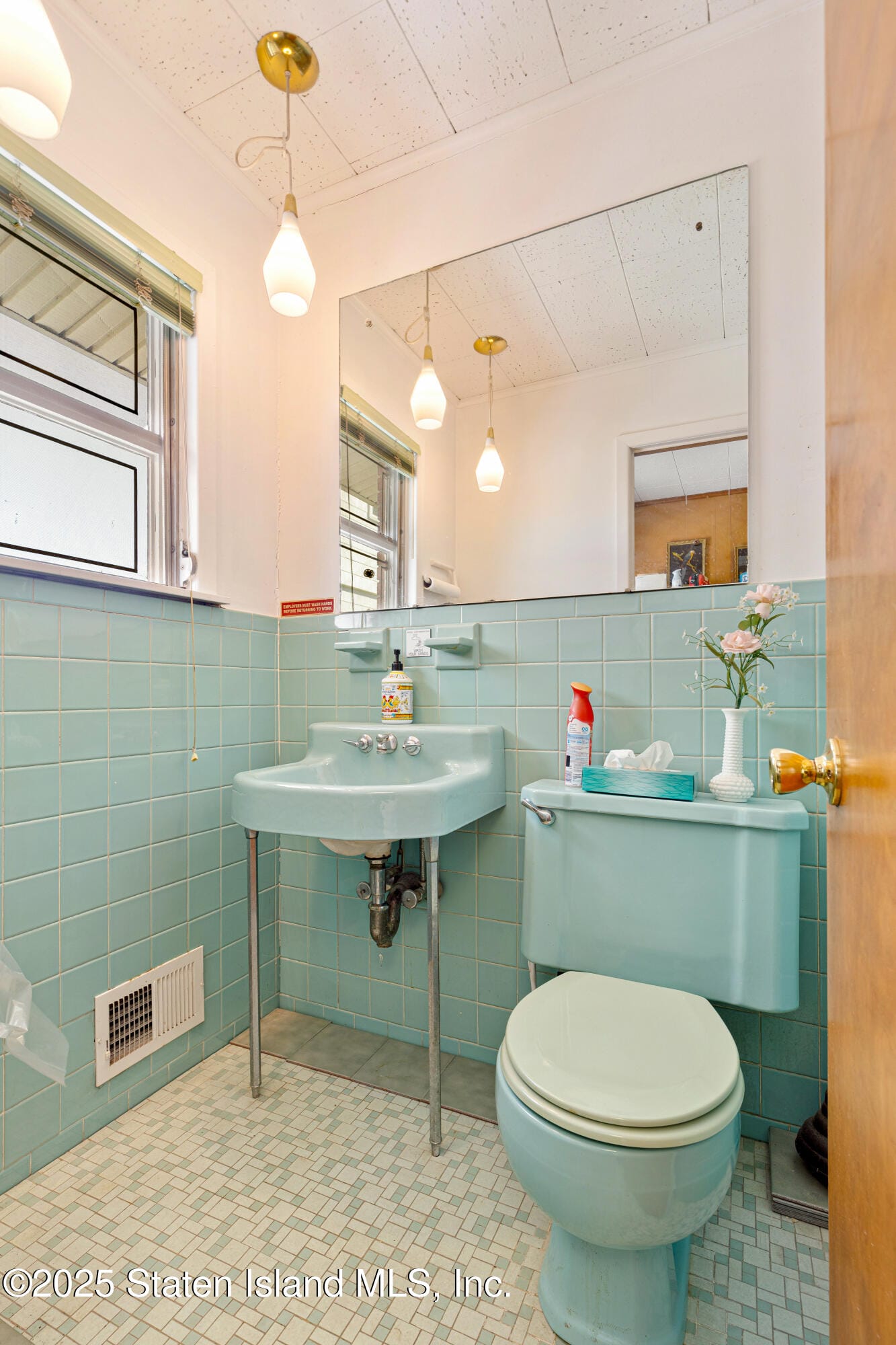 1625 Victory Boulevard, Staten Island, NY, 10314 image 7