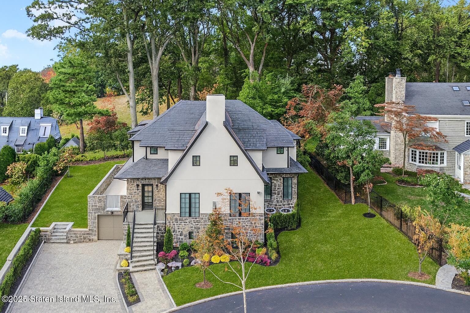 91 West Entry Road Image 5