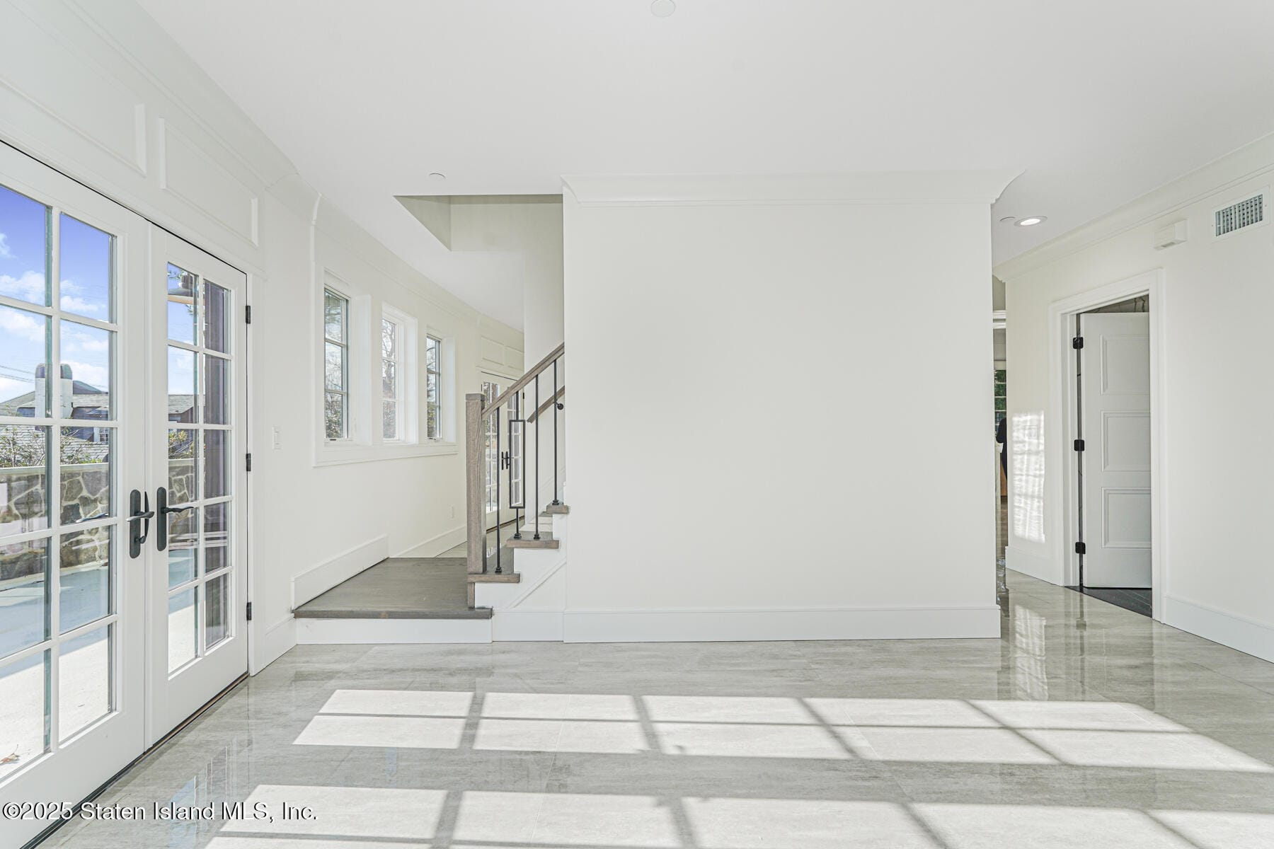 91 West Entry Road, Staten Island, NY, 10304 image 8