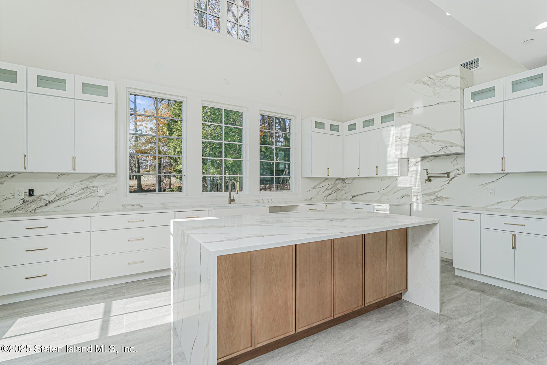 91 West Entry Road, Staten Island, NY, 10304 image 25