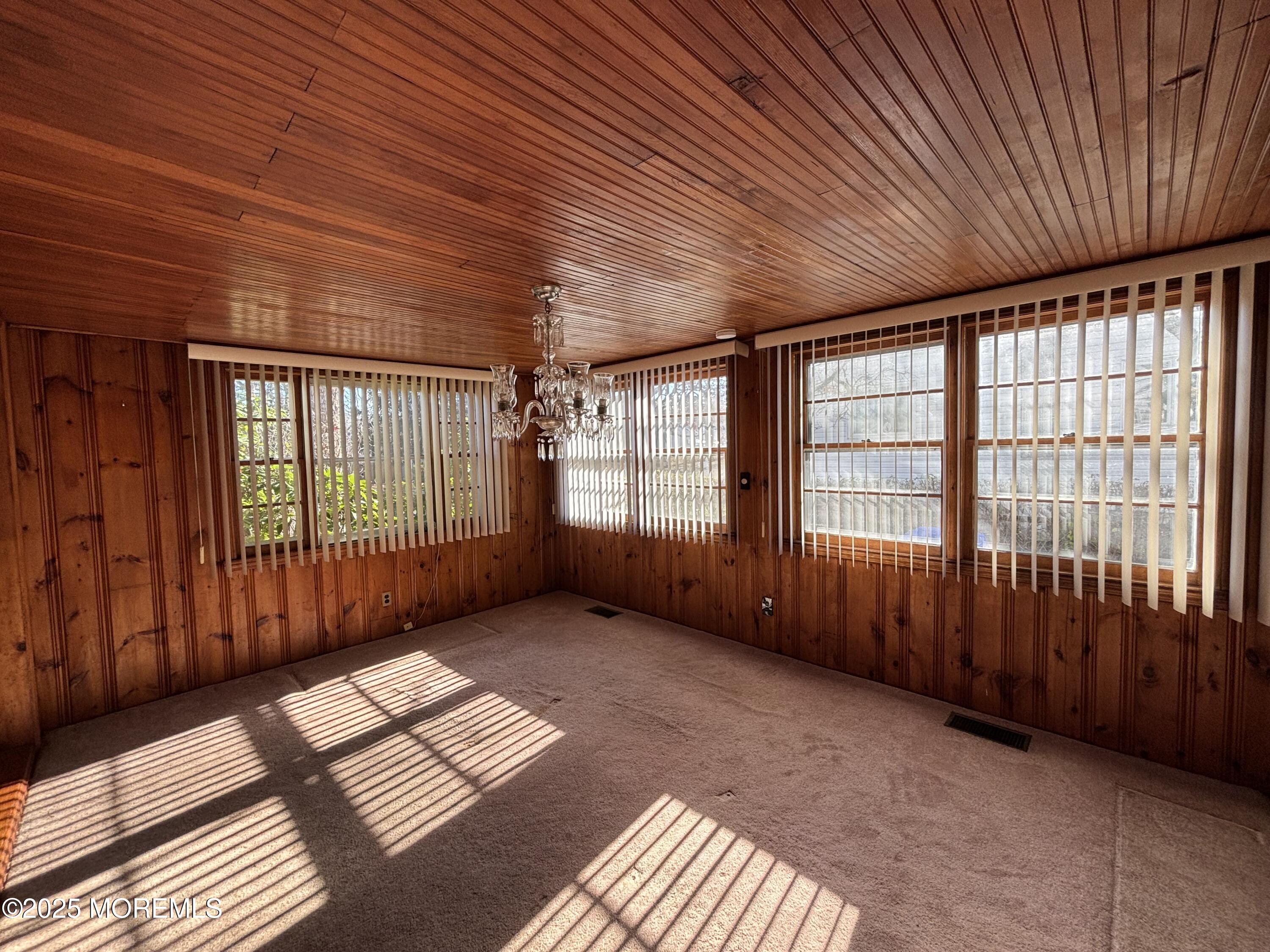 408 Spiral Drive Image 3