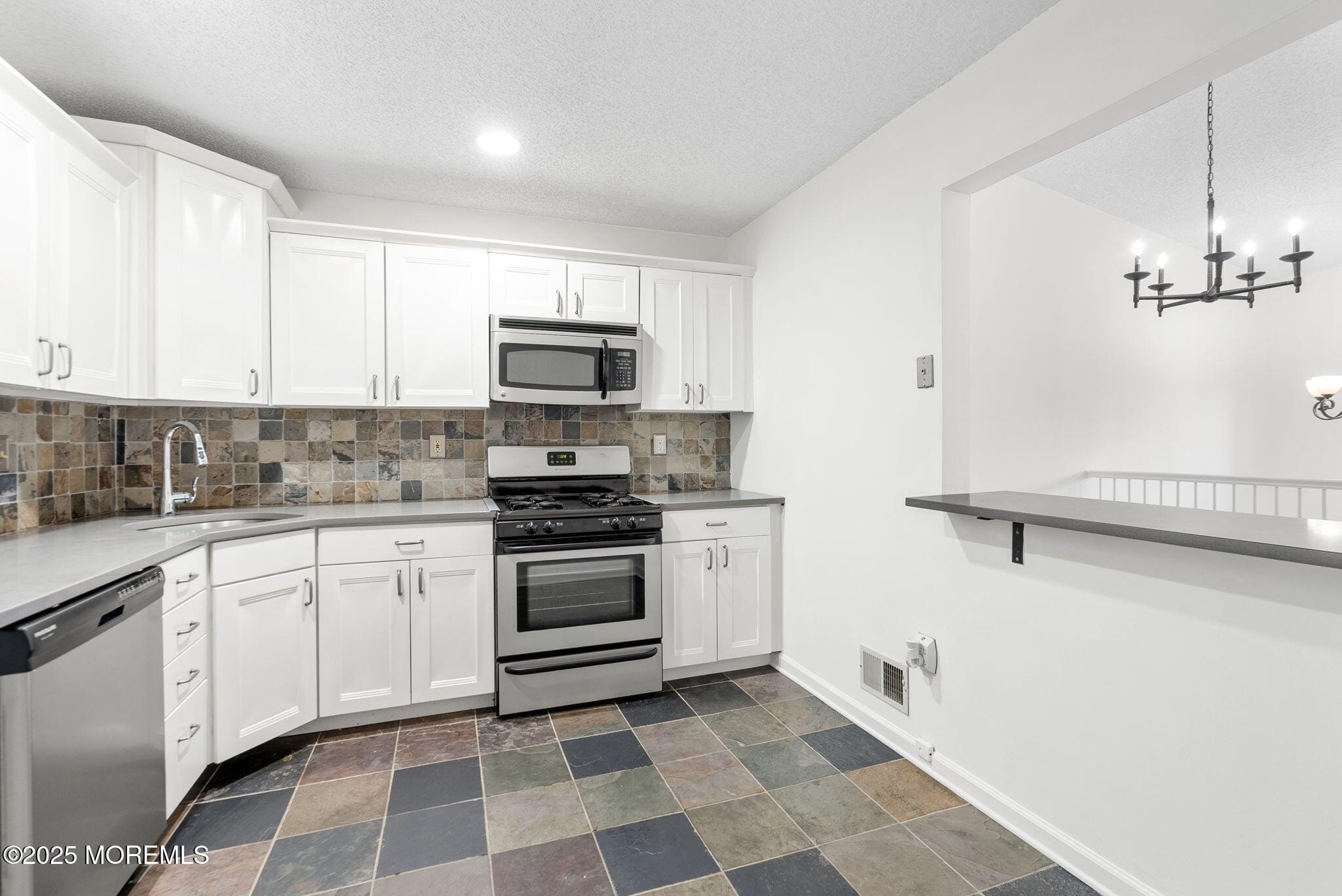 22 Arthur Glick Boulevard 2506, Franklin, NJ, 08823 image 12