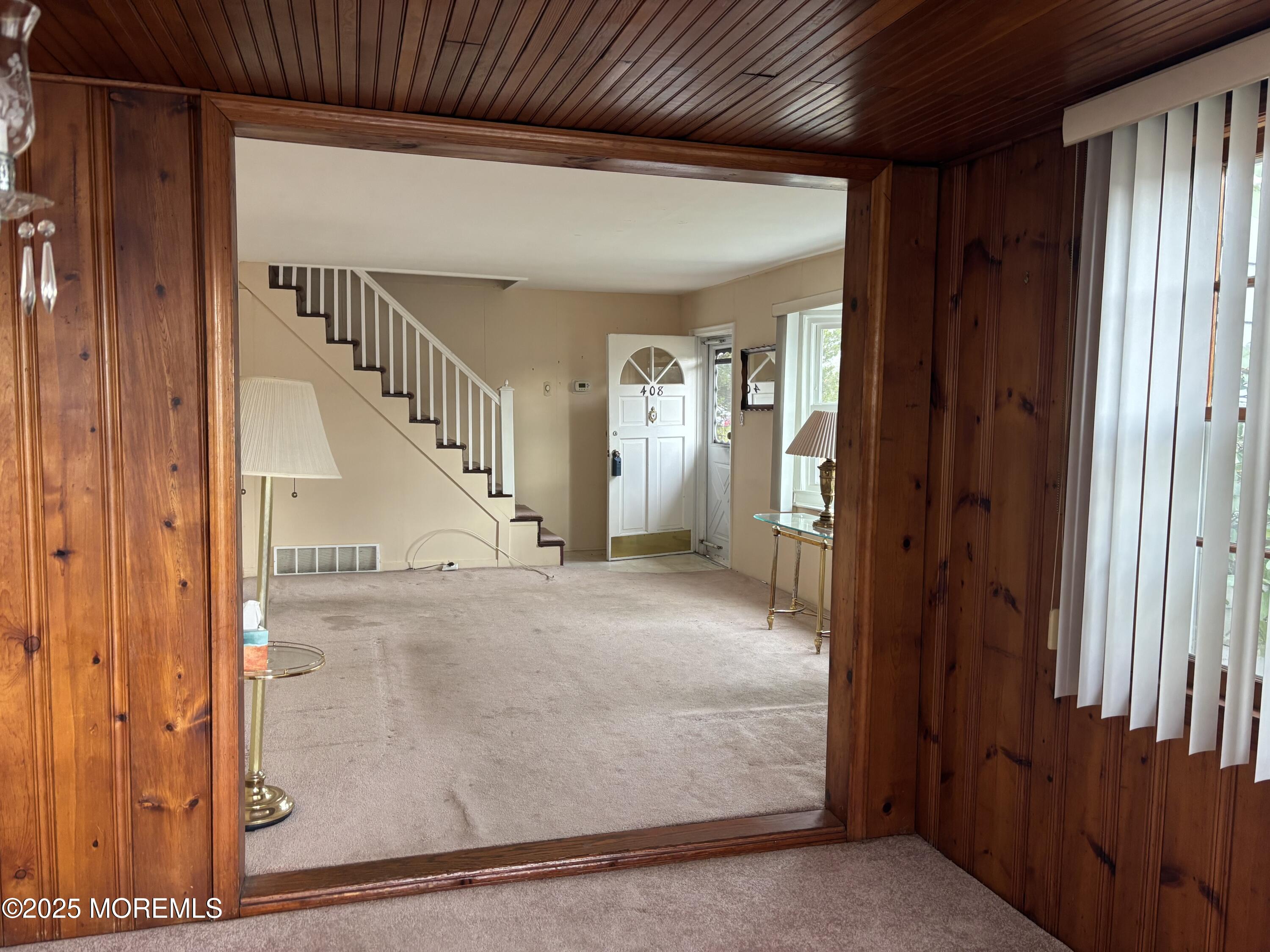 408 Spiral Drive Image 4