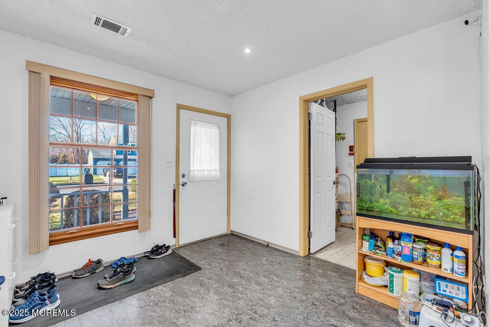 14 Plymouth Drive Image 3