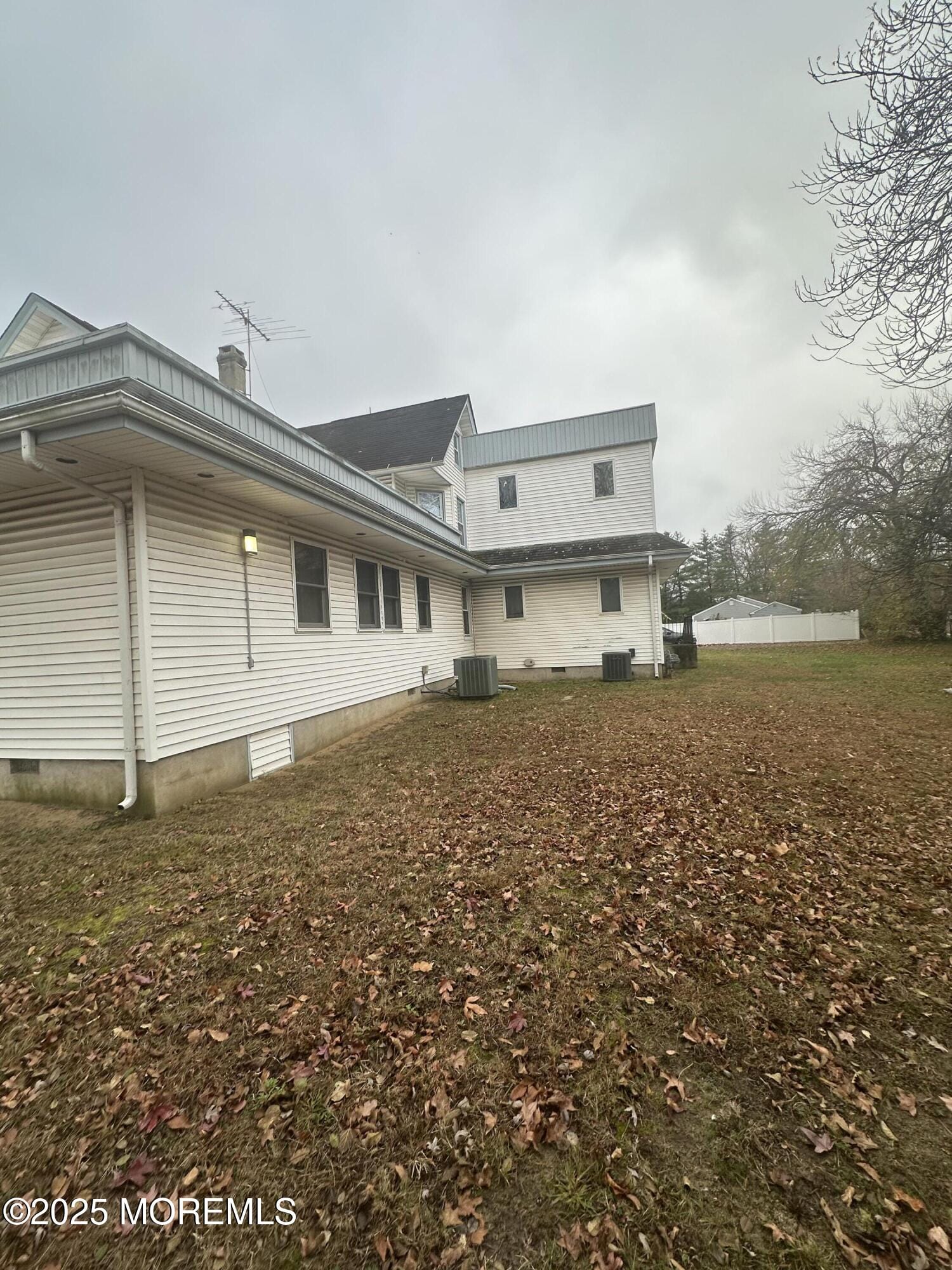 795 Harmony Road Image 4