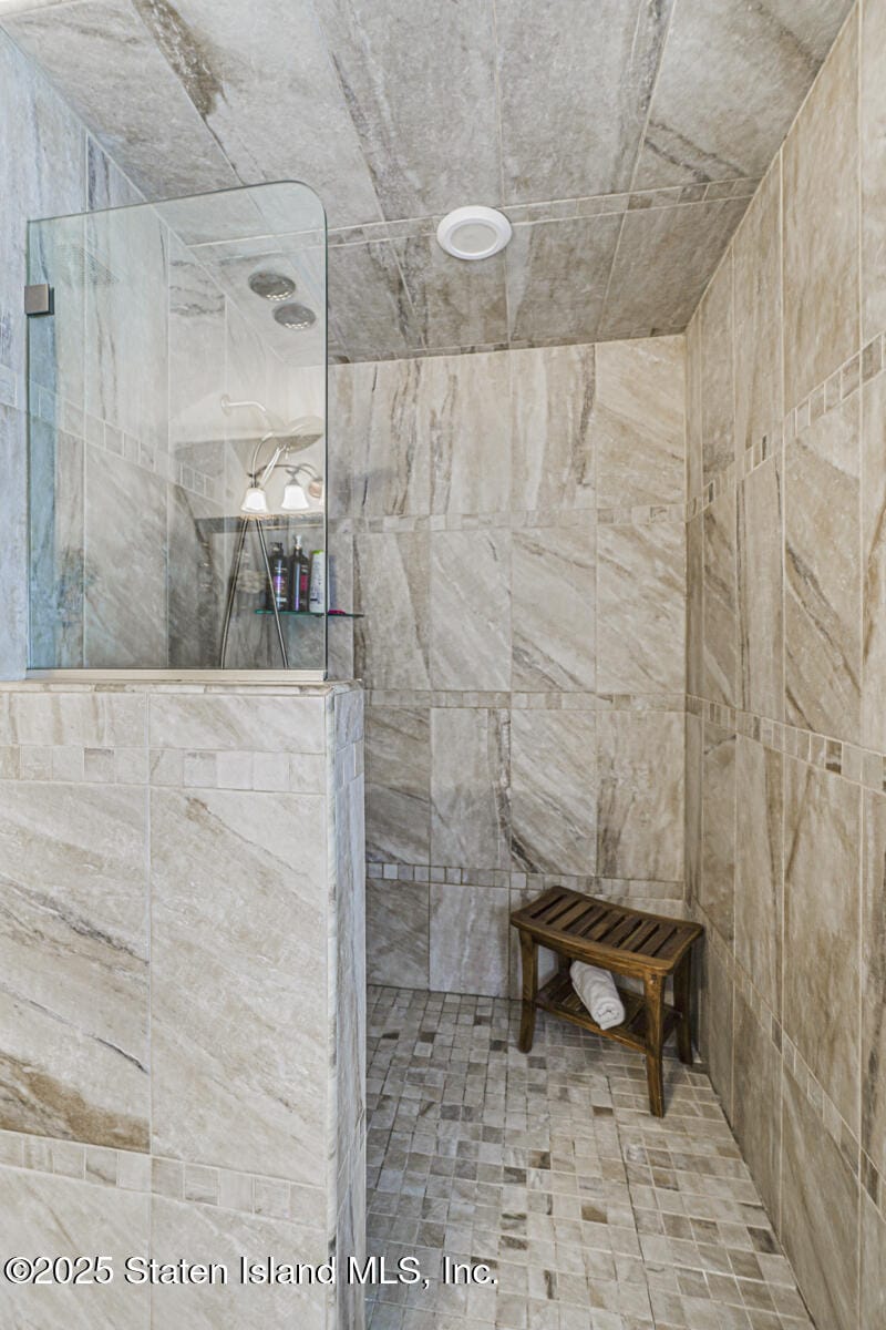 147 Russek Drive, Staten Island, NY, 10312 image 18