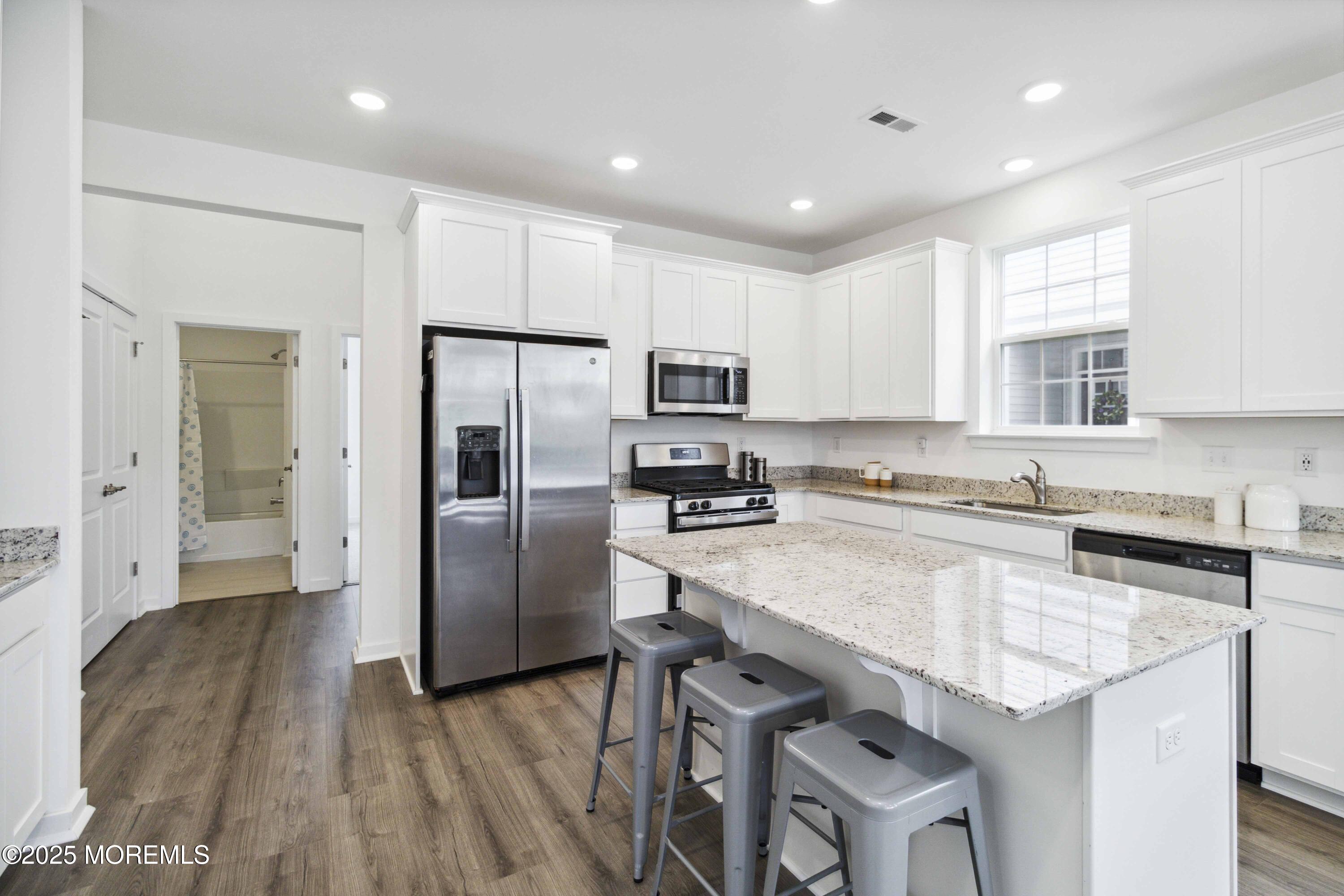 40 Aqueduct Boulevard Image 4