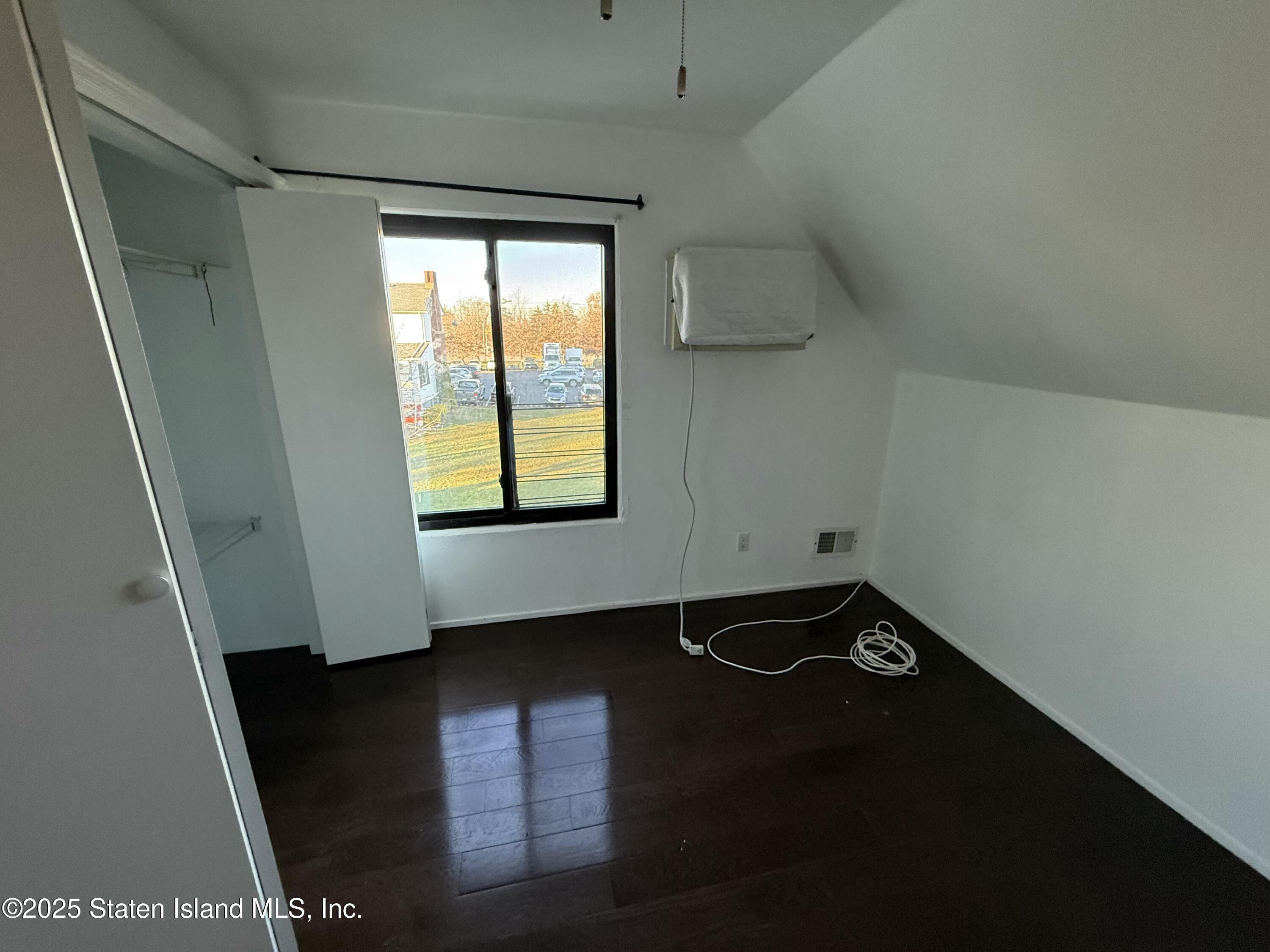 10 Andrea Court, Staten Island, NY, 10312 image 12