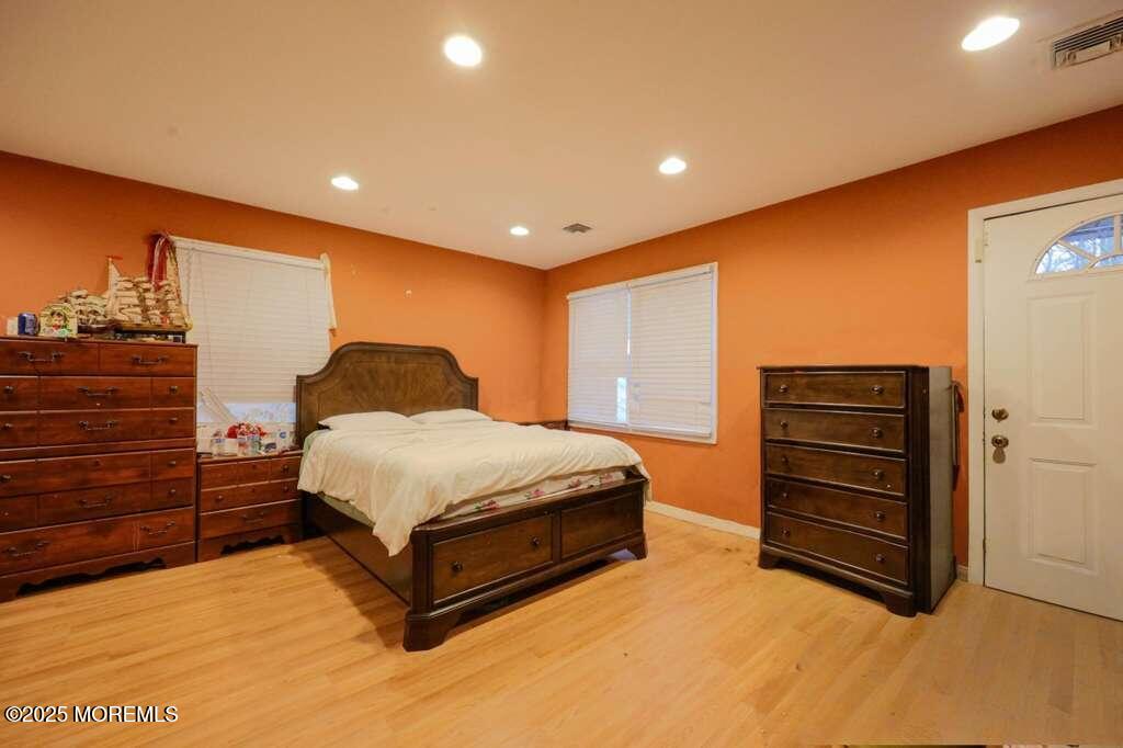 1158 Cecil Court Image 5