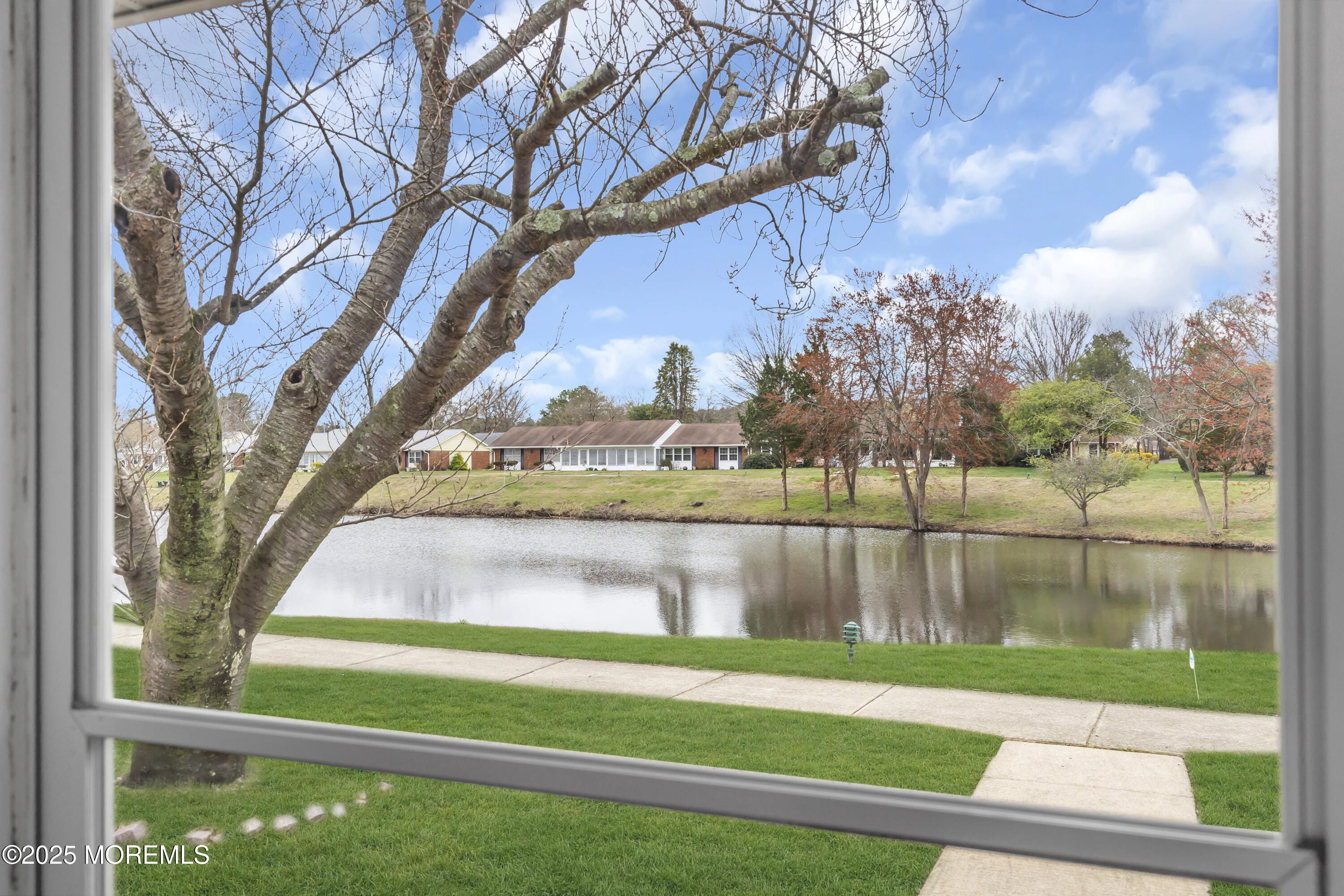 402 Picardy Court B Image 4