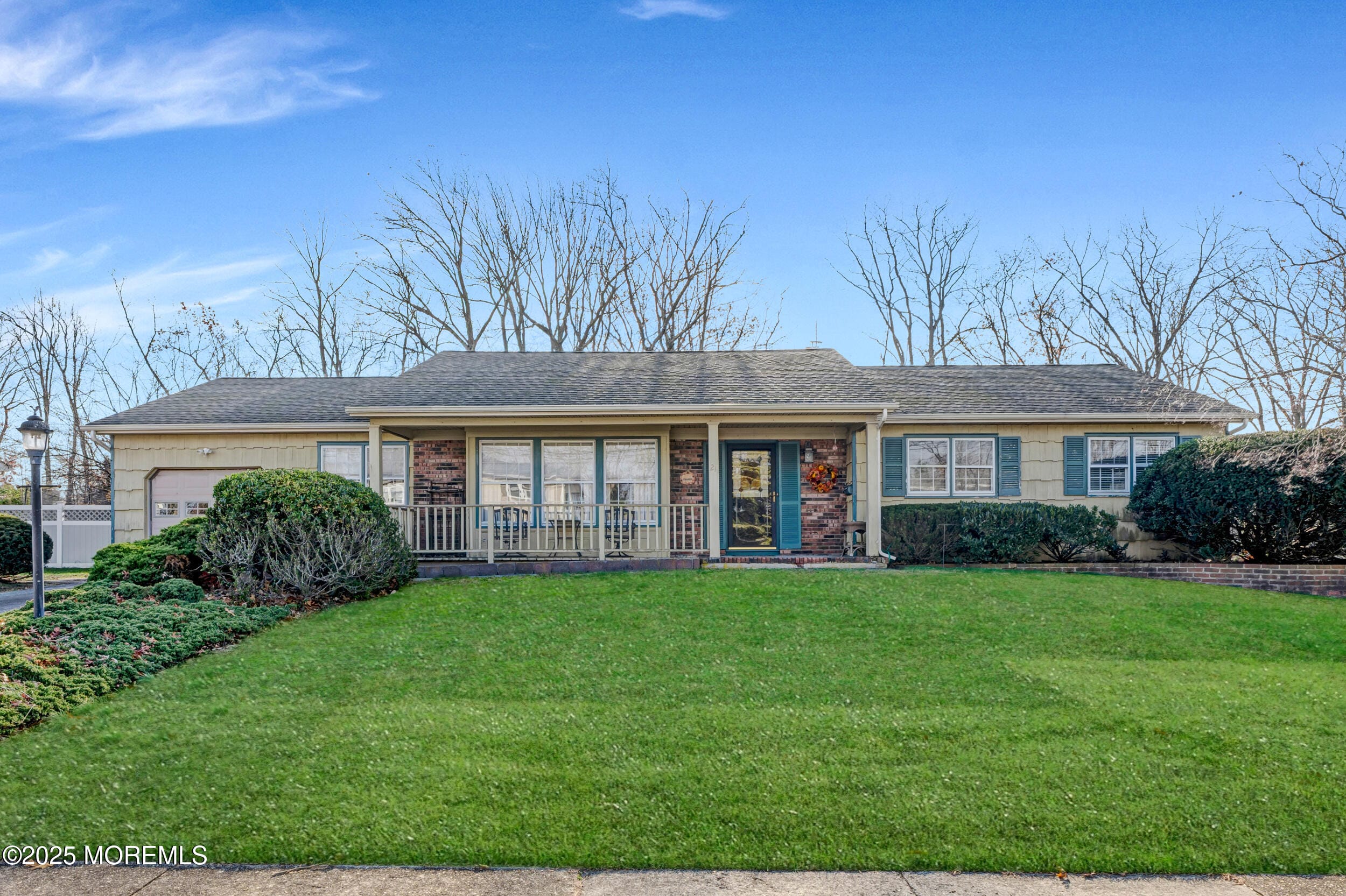 21 Meadowbrook Drive Image 1